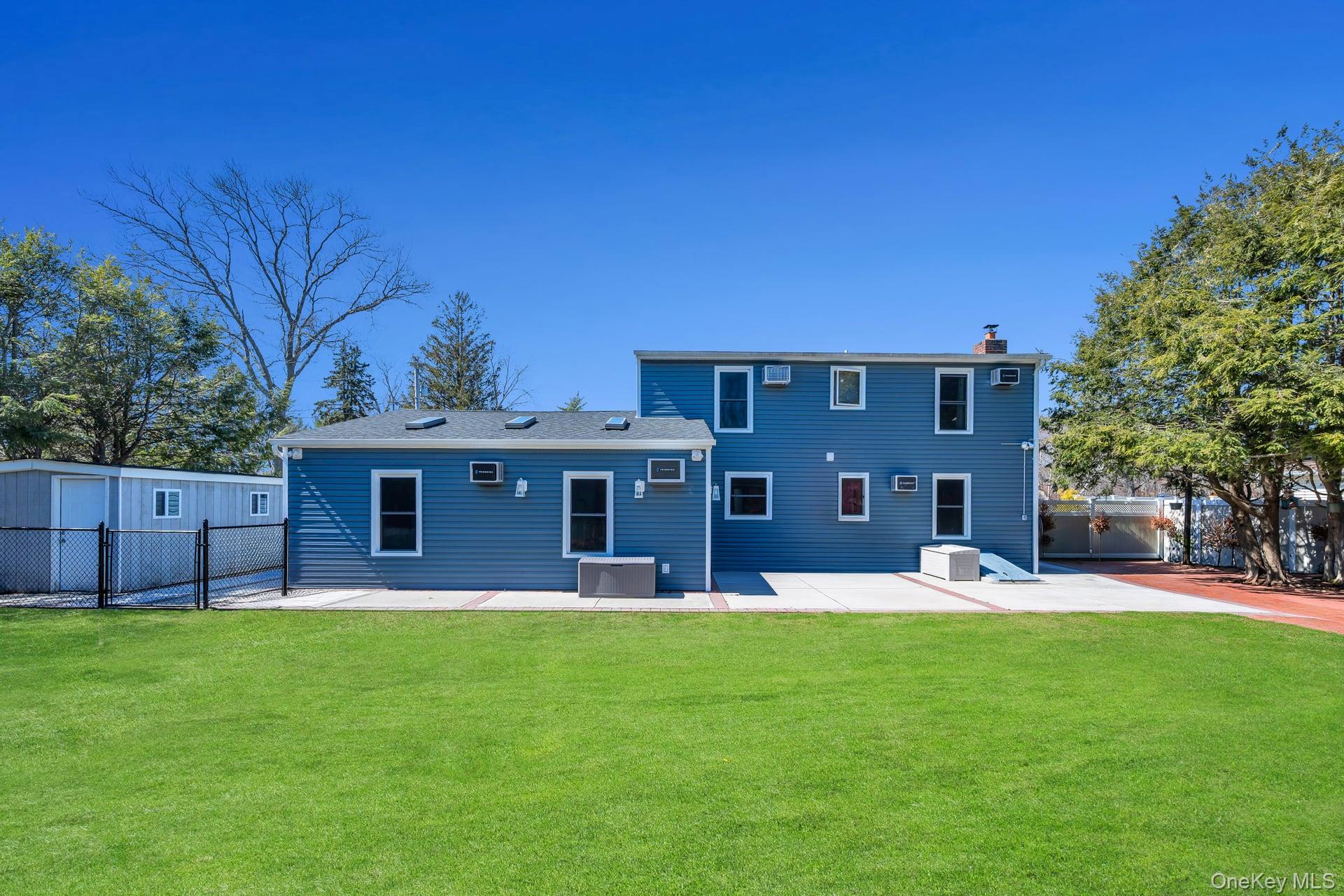 #6 photo, 1659 Lincoln Avenue, Bohemia , NY 11716