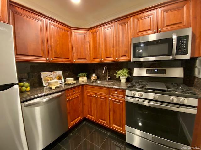 #2 photo, 327 Brook Avenue, Bay Shore , NY 11706