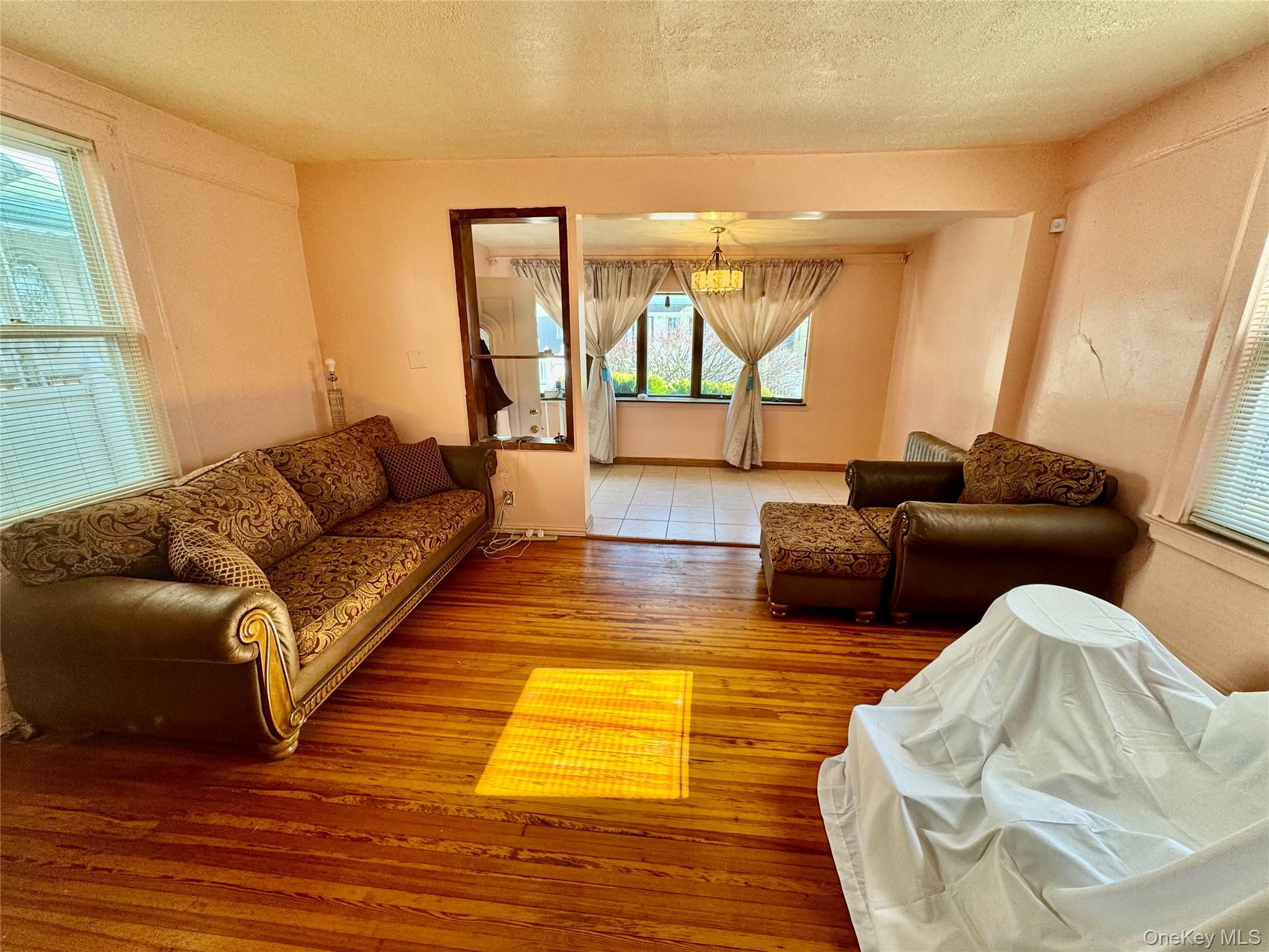 #4 photo, 4 Highland Court, Far Rockaway , NY 11691