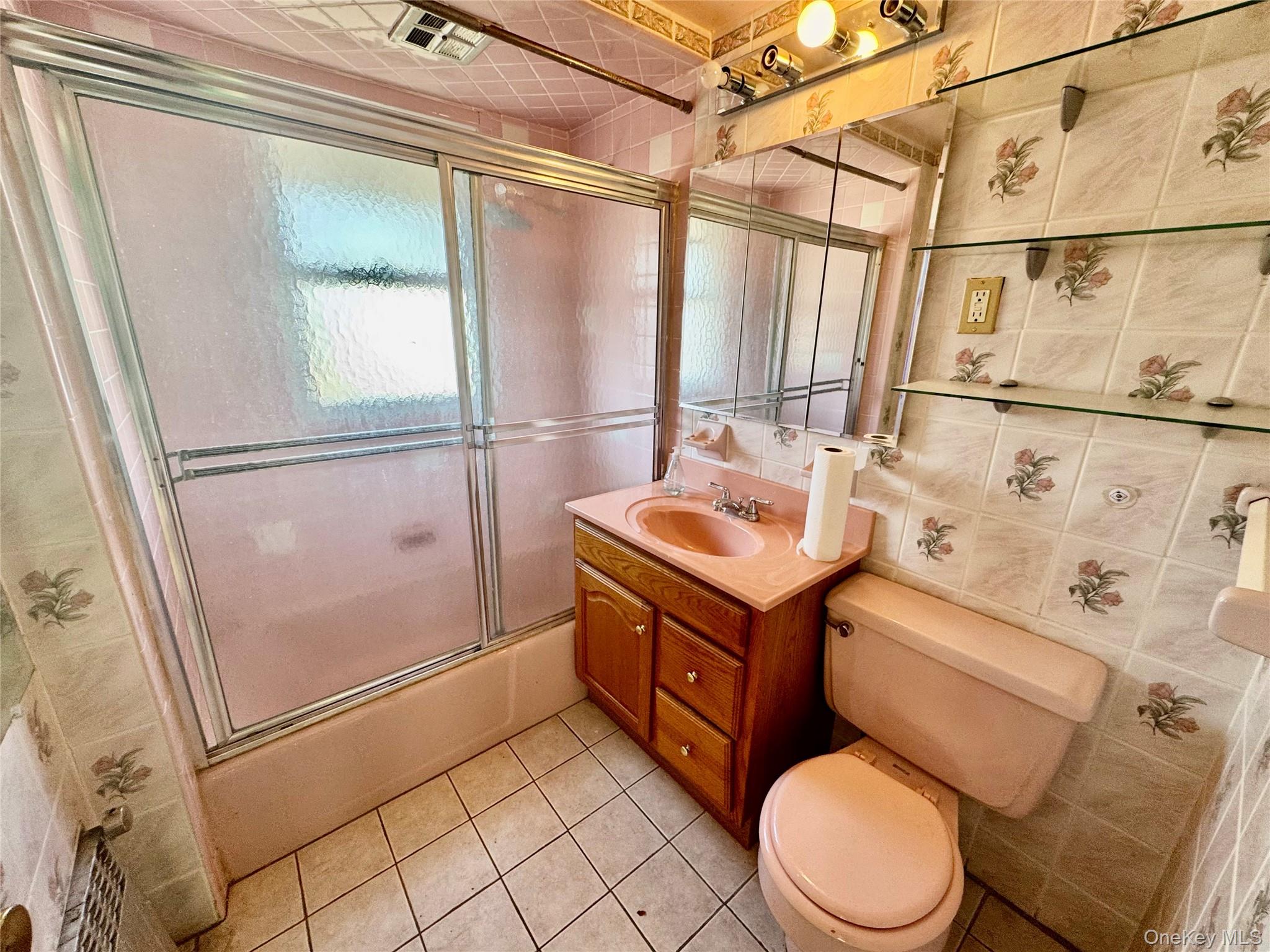 #6 photo, 4 Highland Court, Far Rockaway , NY 11691