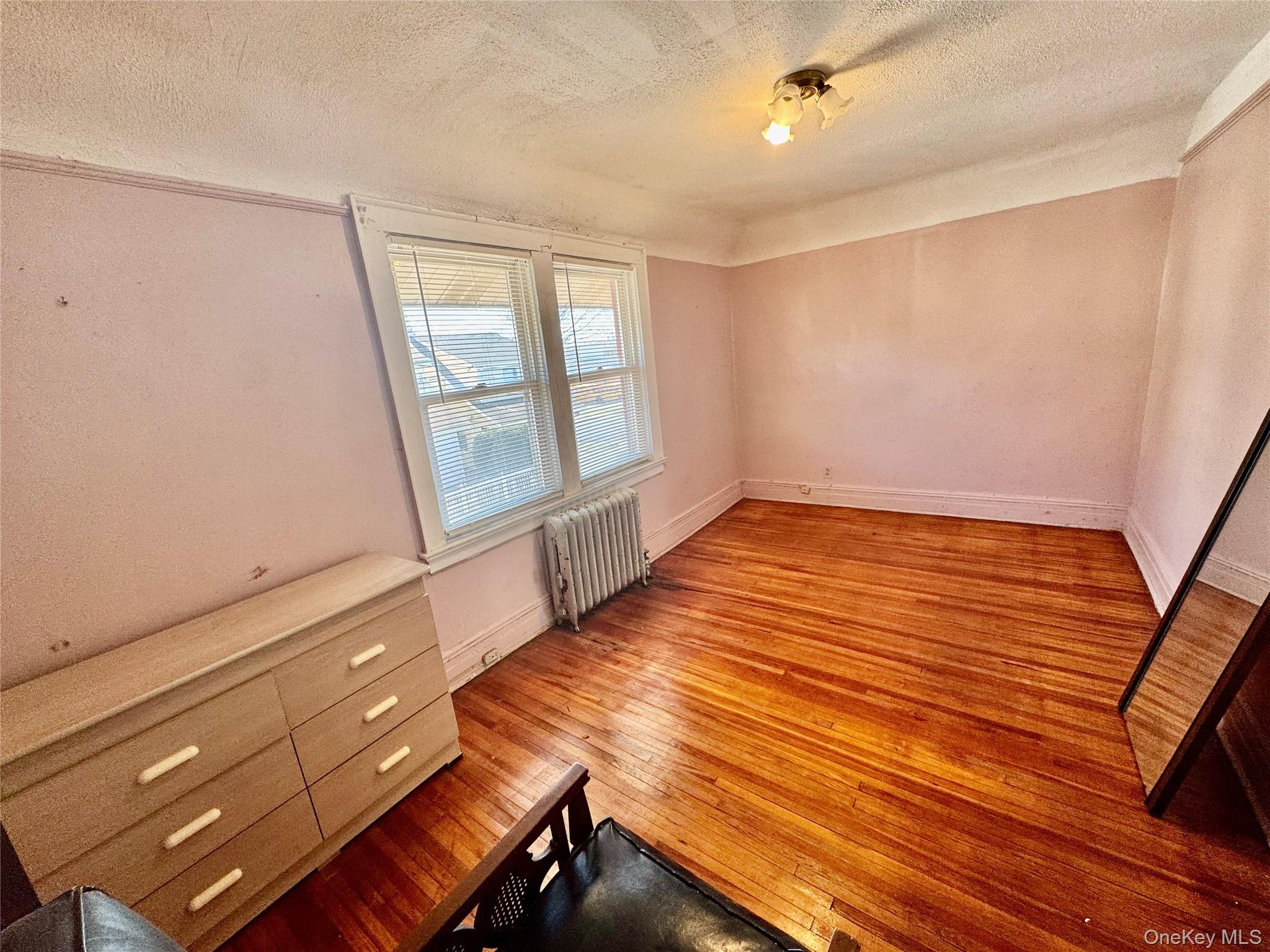 #8 photo, 4 Highland Court, Far Rockaway , NY 11691