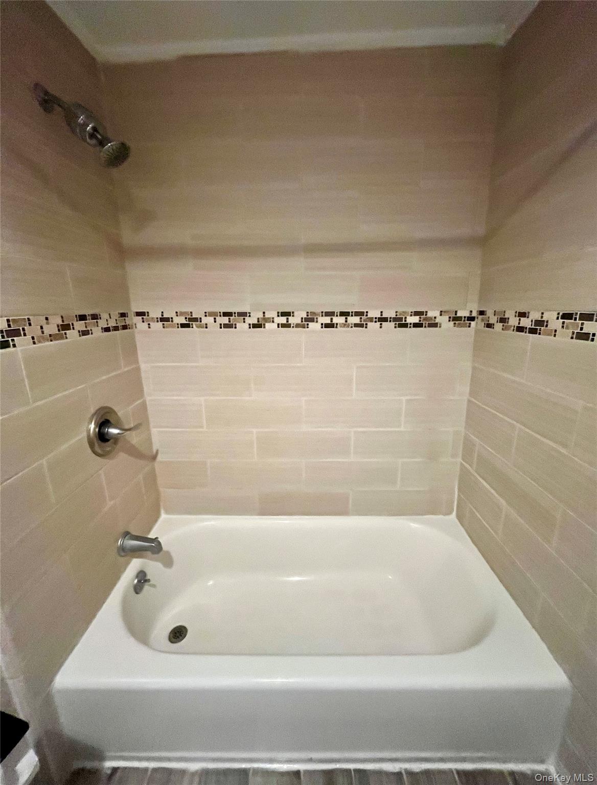 #11 photo, 36 apt # 1 Wallkill Avenue, Middletown , NY 10940