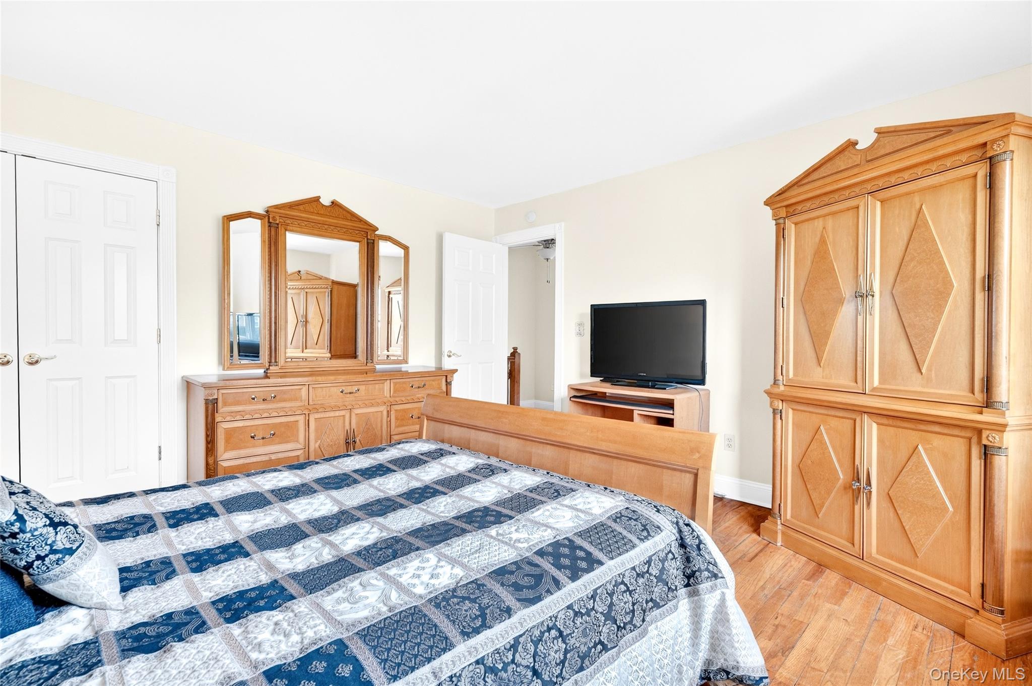 #19 photo, 225 N Middletown Road, Pearl River , NY 10965