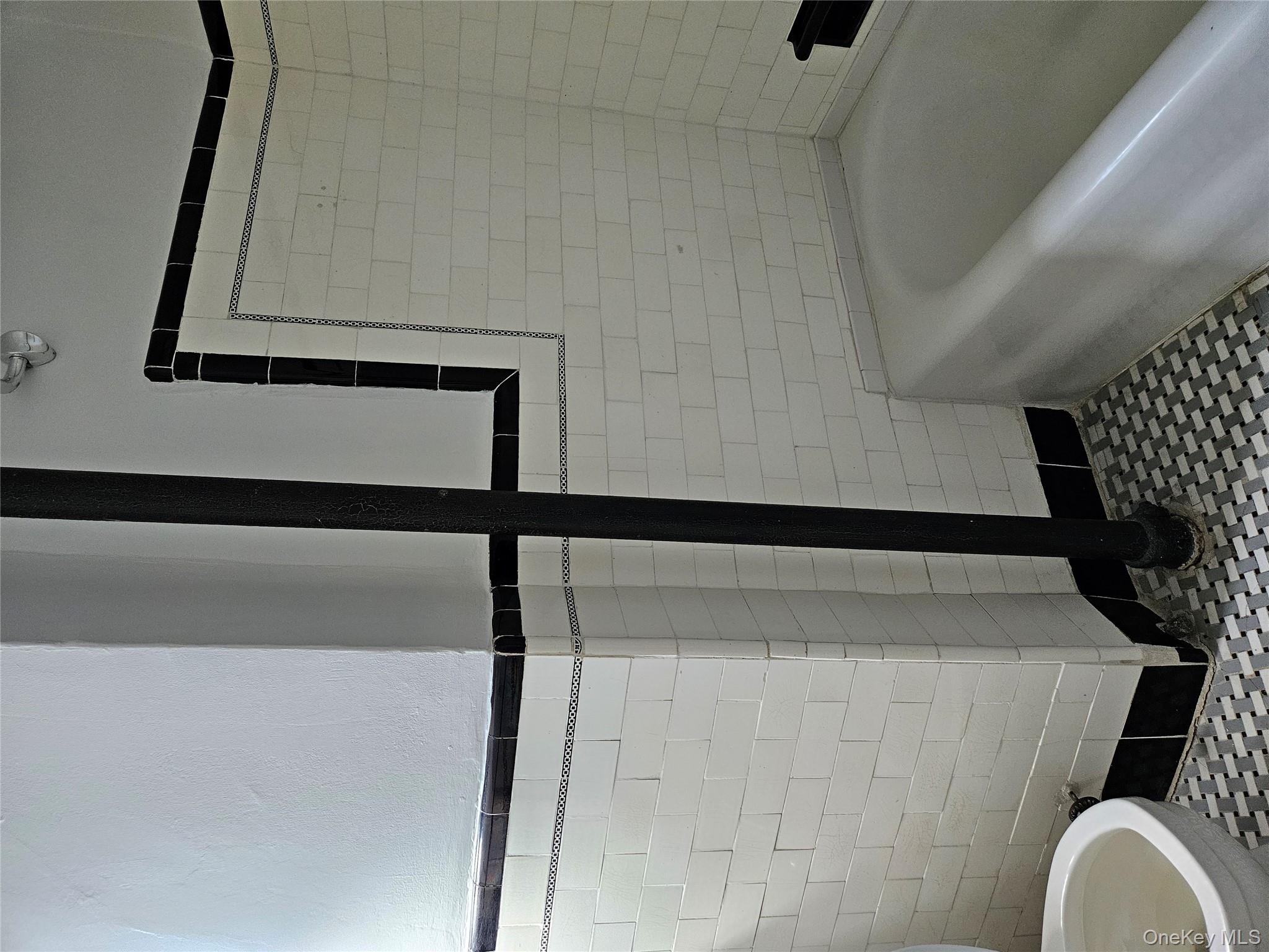 #8 photo, 1273 North Avenue, New Rochelle , NY 10804