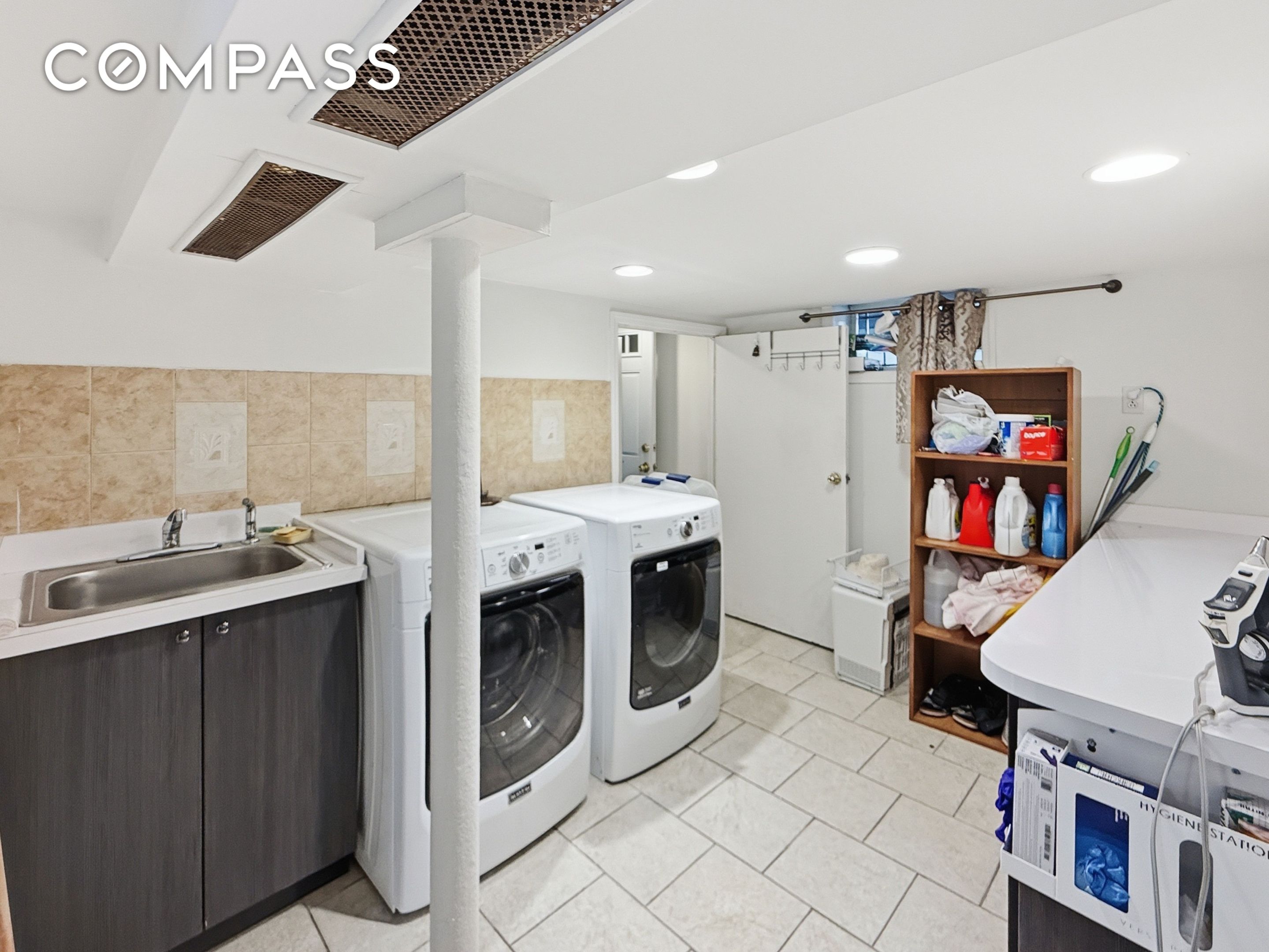 #22 photo, 3735 Oceanic Avenue, Coney Island , NY 11224