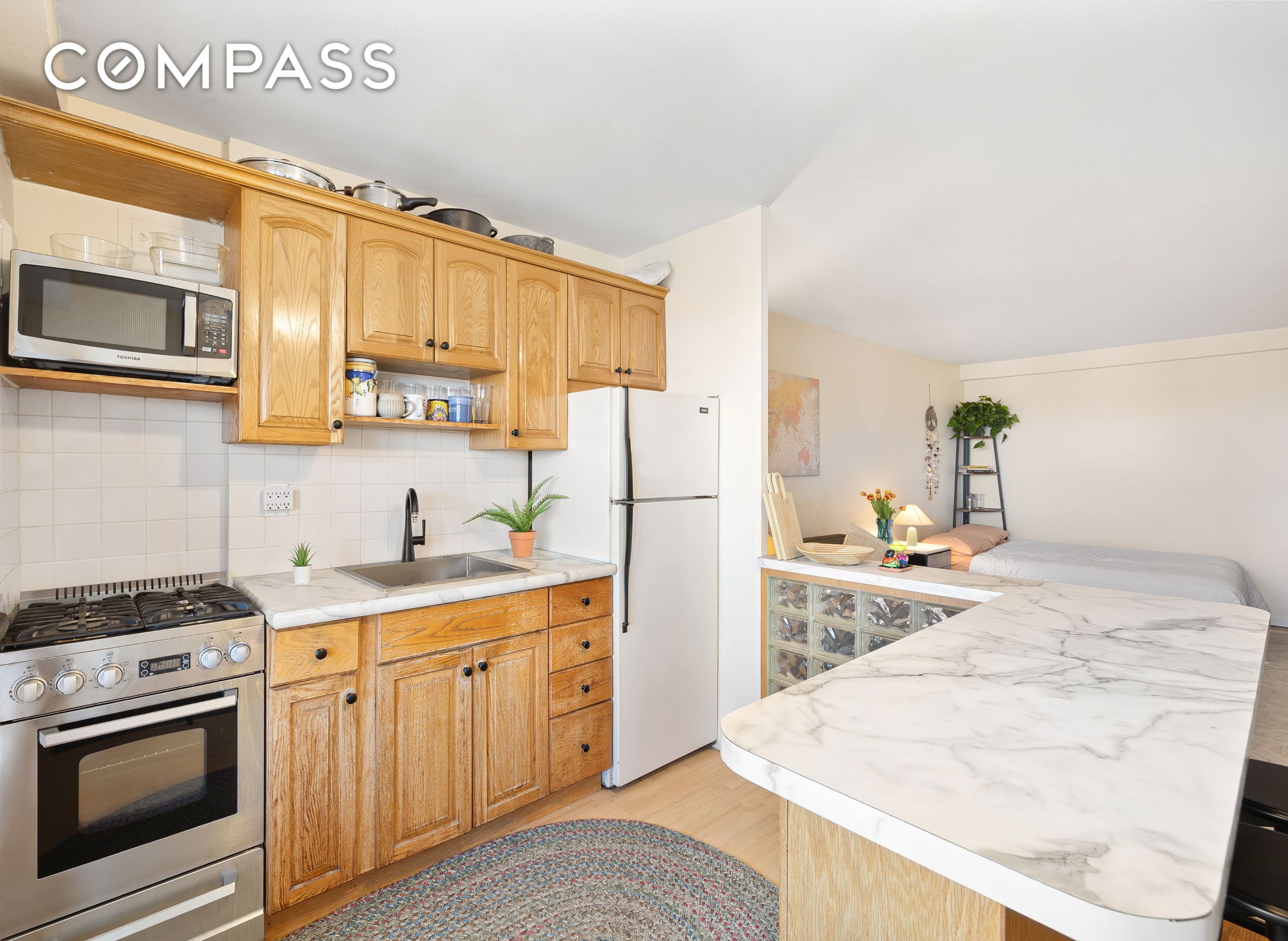 #5 photo, 35-51 85th Street, 뉴욕퀸즈 Jackson Heights , NY 11372