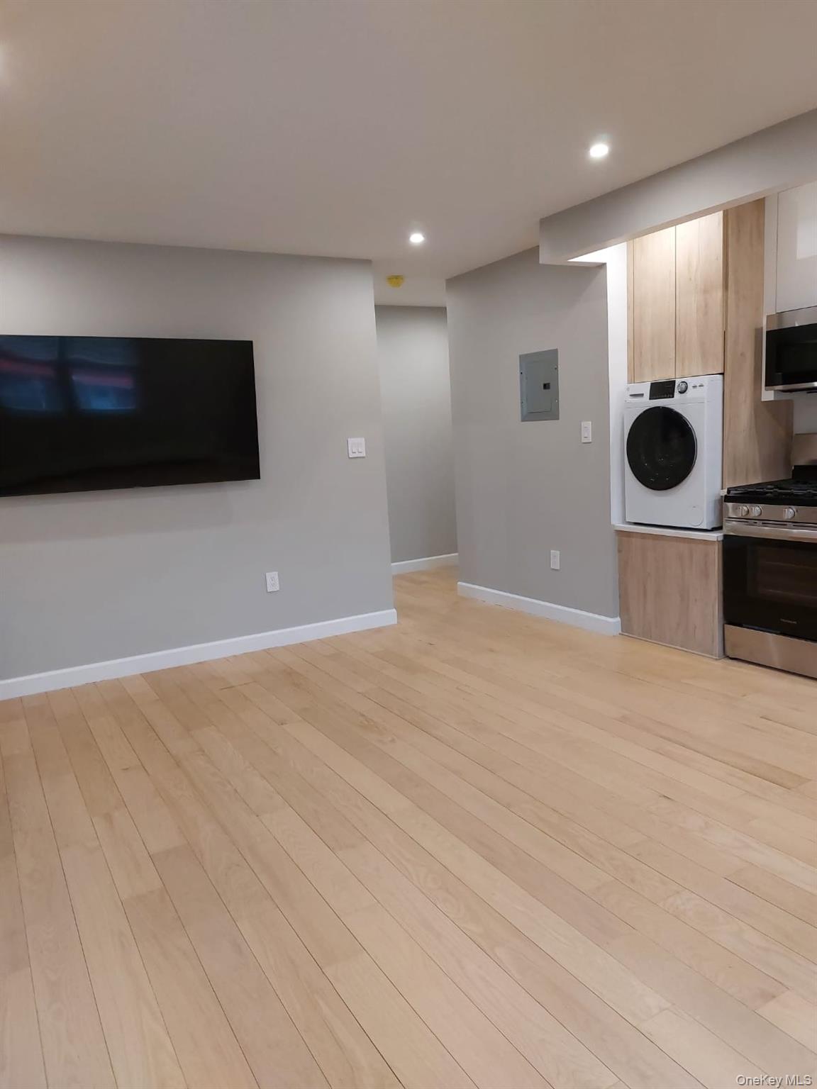 #4 photo, 23-69 93 Street, East Elmhurst , NY 11369