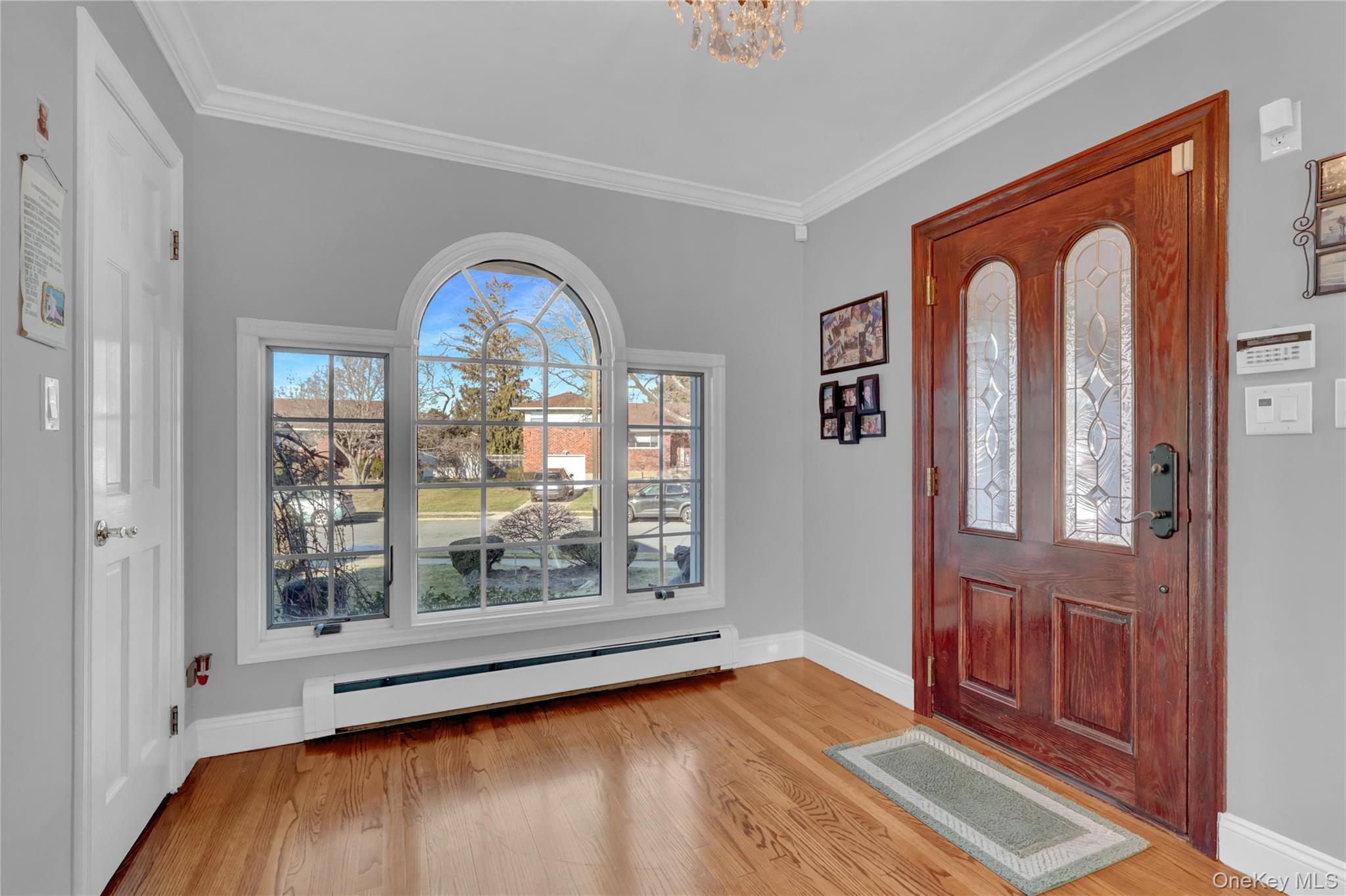 #4 photo, 646 Kildare Crescent, Seaford , NY 11783