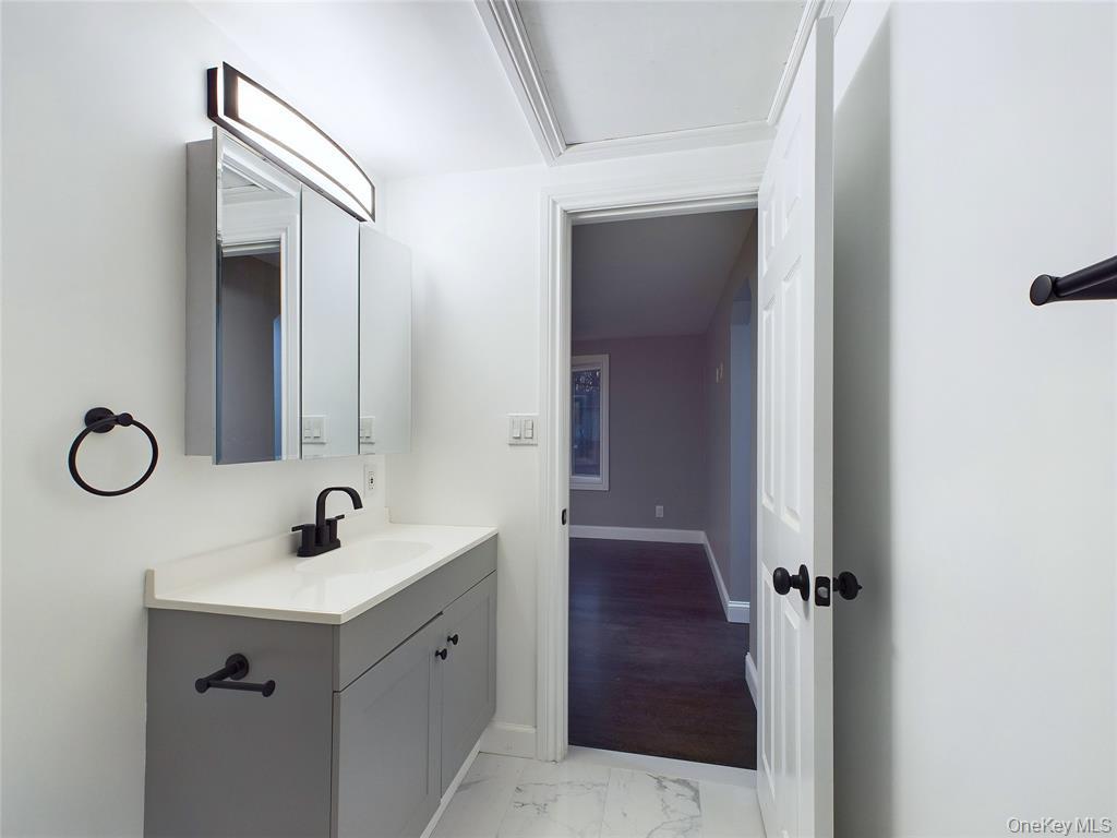 #17 photo, 115 Clinton Avenue, Patchogue , NY 11772