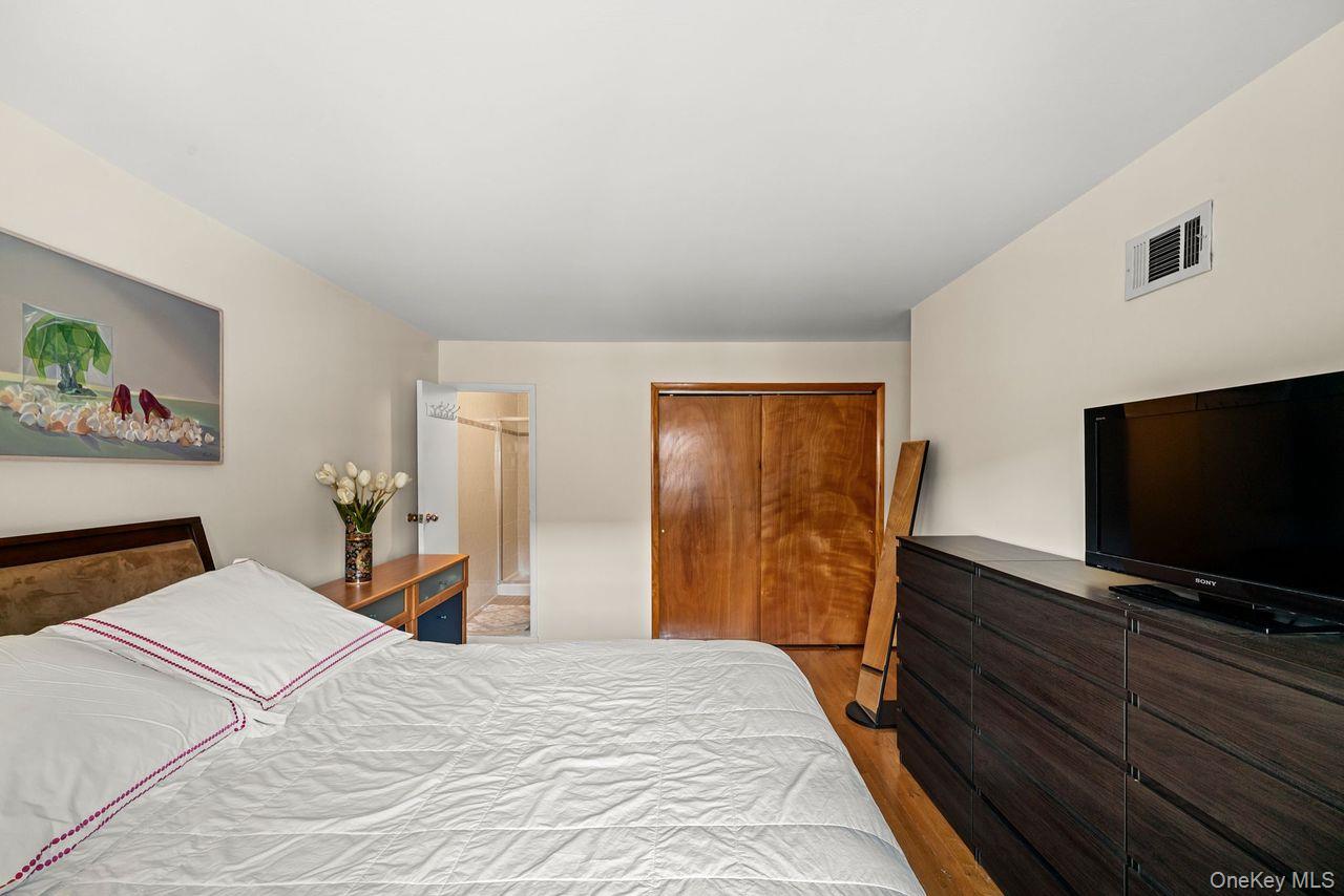 #11 photo, 24058 65th Avenue, Little Neck , NY 11362