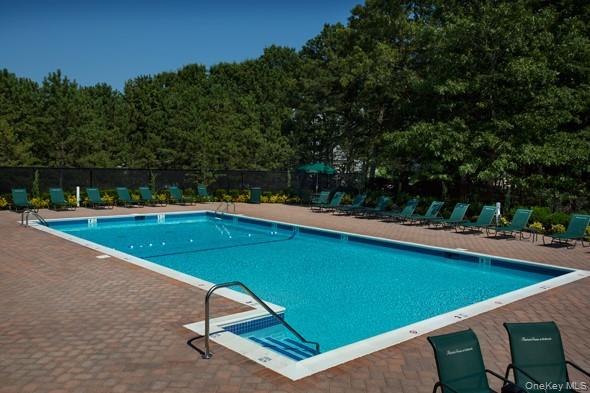 #3 photo, 90 Moonlight Walk, Holbrook , NY 11741