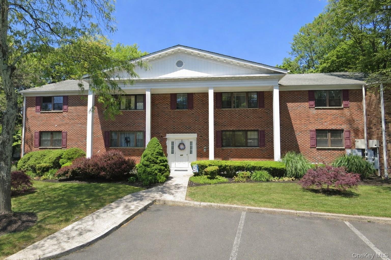 #1 photo, 422 Somerset Drive, Pearl River , NY 10965