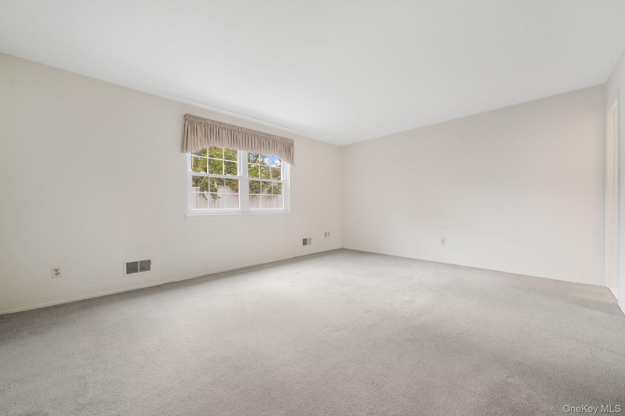 #20 photo, 422 Somerset Drive, Pearl River , NY 10965