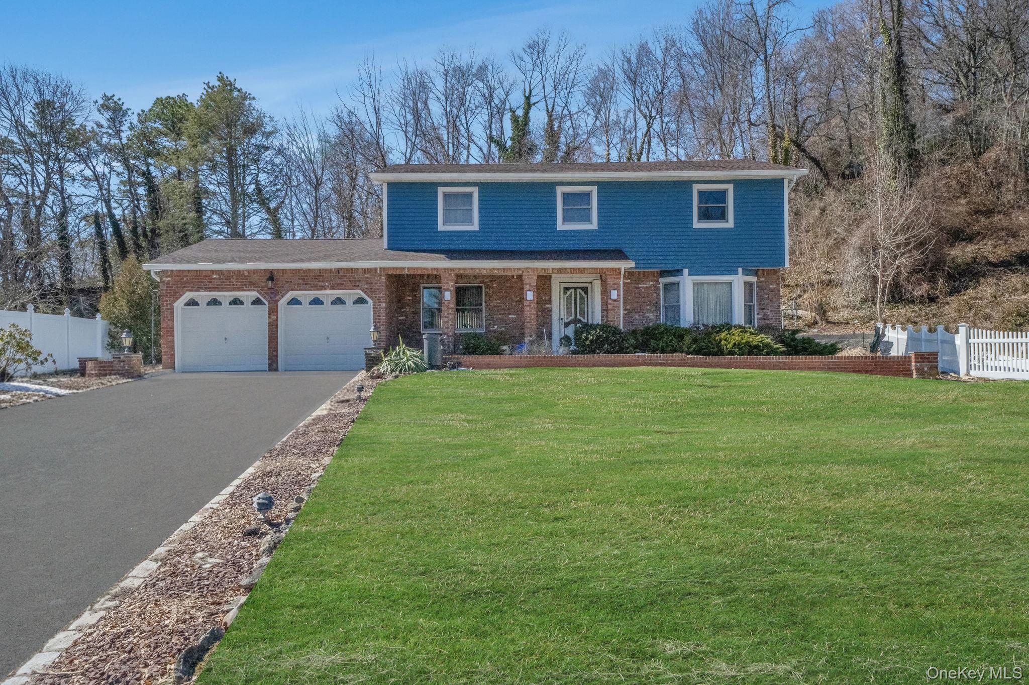 #1 photo, 3 New Jersey Court, Dix Hills , NY 11746