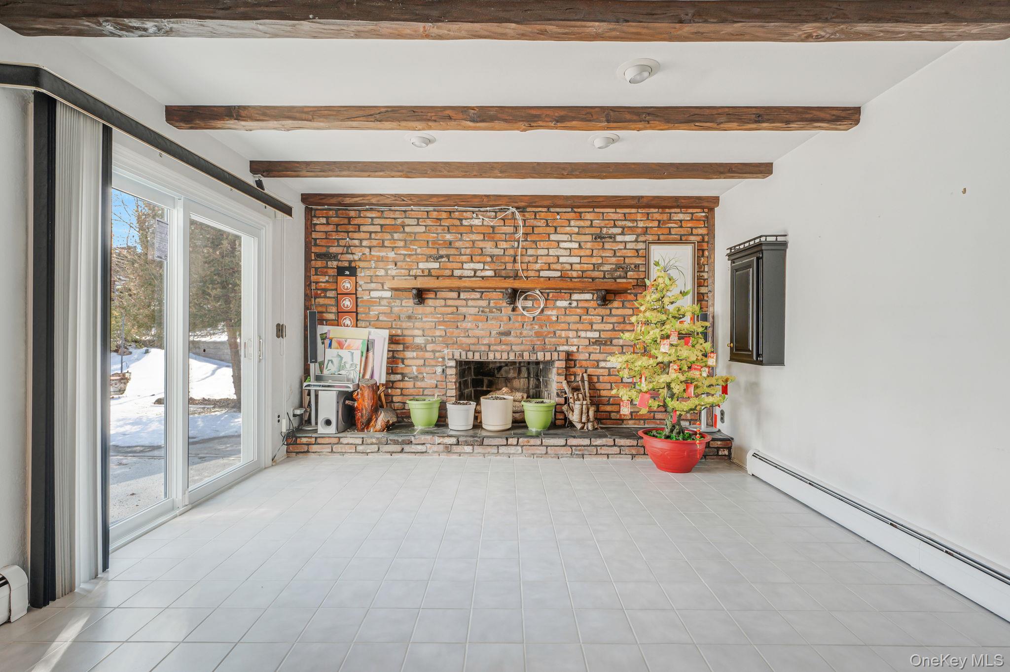 #13 photo, 3 New Jersey Court, Dix Hills , NY 11746