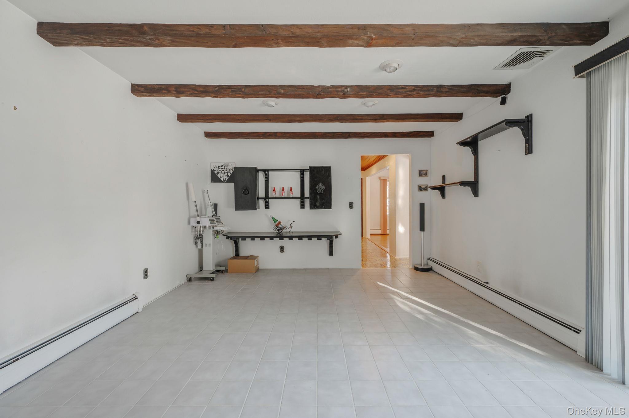 #14 photo, 3 New Jersey Court, Dix Hills , NY 11746