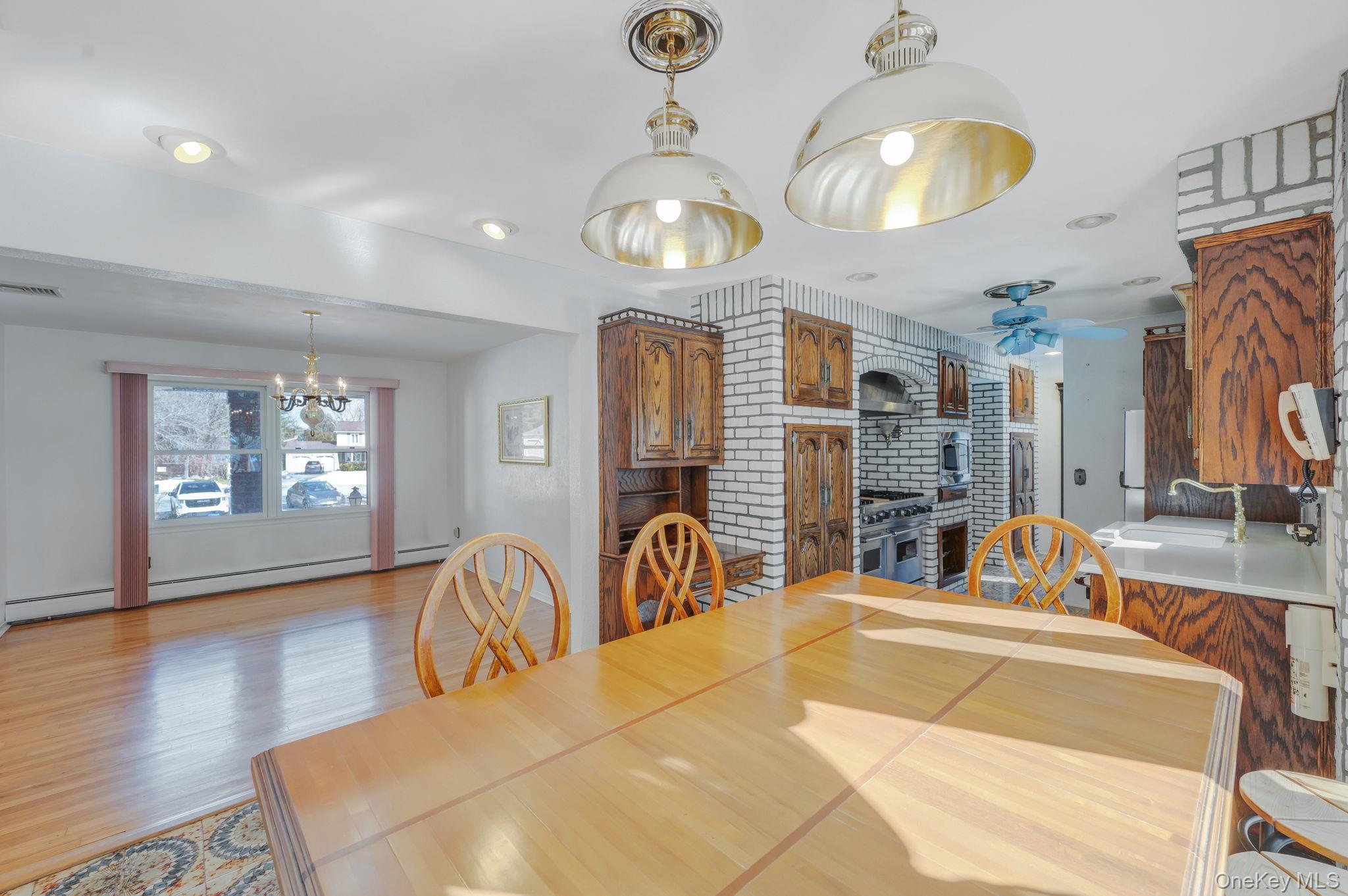 #17 photo, 3 New Jersey Court, Dix Hills , NY 11746