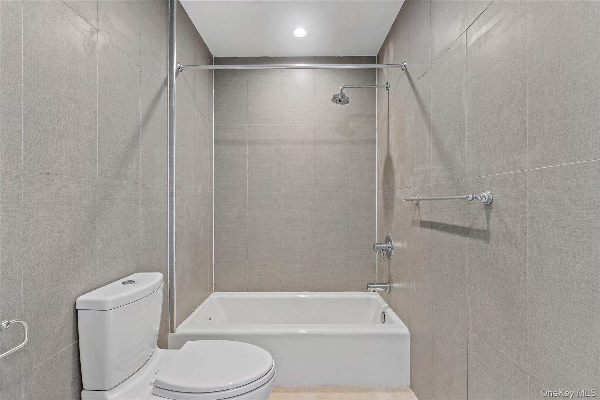 #12 photo, 109-09 15th ave, College Point , NY 11356