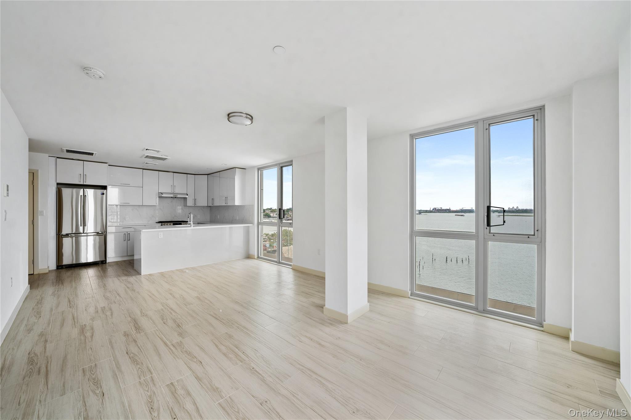 #6 photo, 109-09 15th ave, College Point , NY 11356