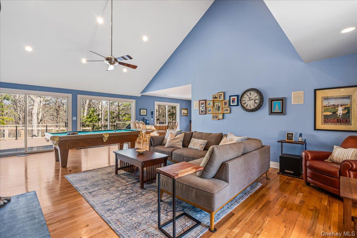 #2 photo, 24 Tanglewood Trail, সাফোক কাউন্টি Hampton Bays , NY 11946