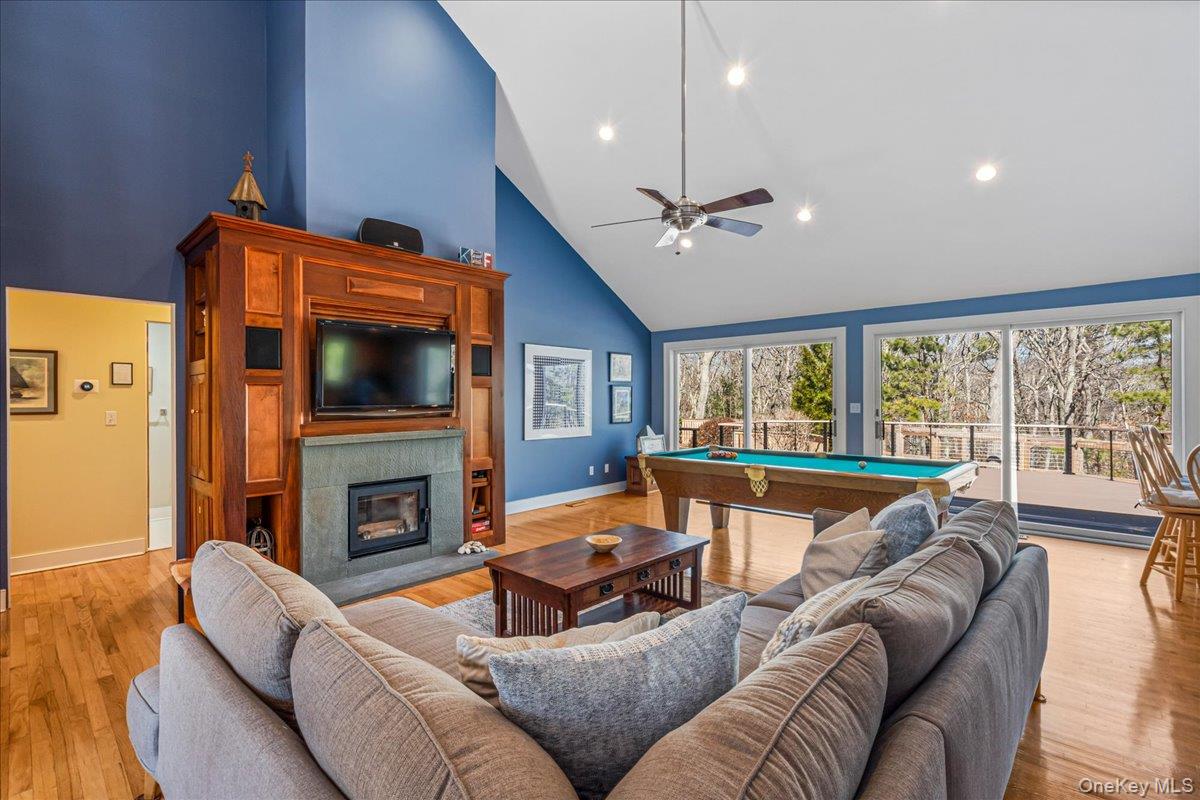 #4 photo, 24 Tanglewood Trail, সাফোক কাউন্টি Hampton Bays , NY 11946