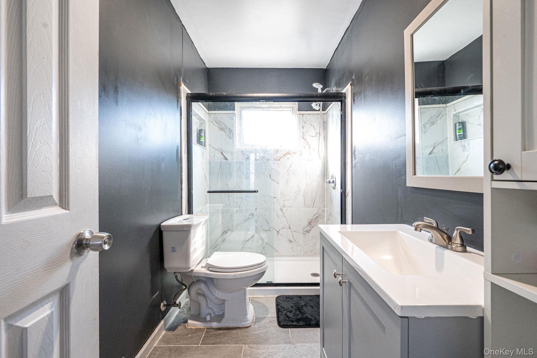 #12 photo, 64 Beech Avenue, সাফোক কাউন্টি Farmingville , NY 11738