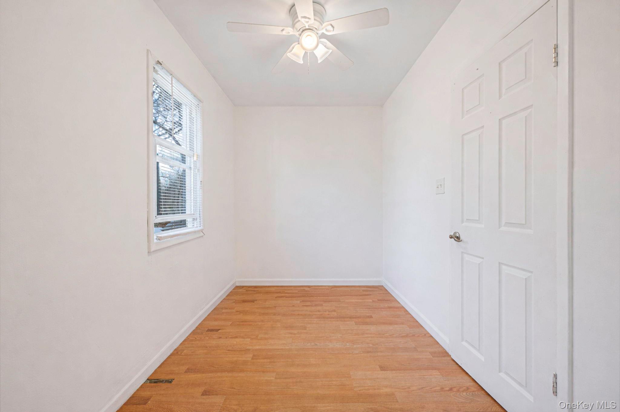 #19 photo, 64 Beech Avenue, সাফোক কাউন্টি Farmingville , NY 11738