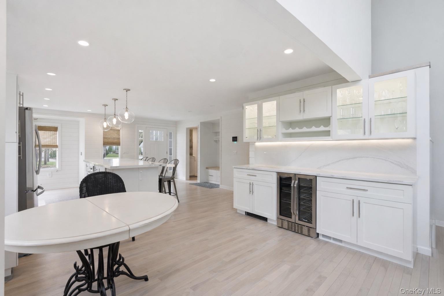 #5 photo, 1 Canal Way, Hampton Bays , NY 11946