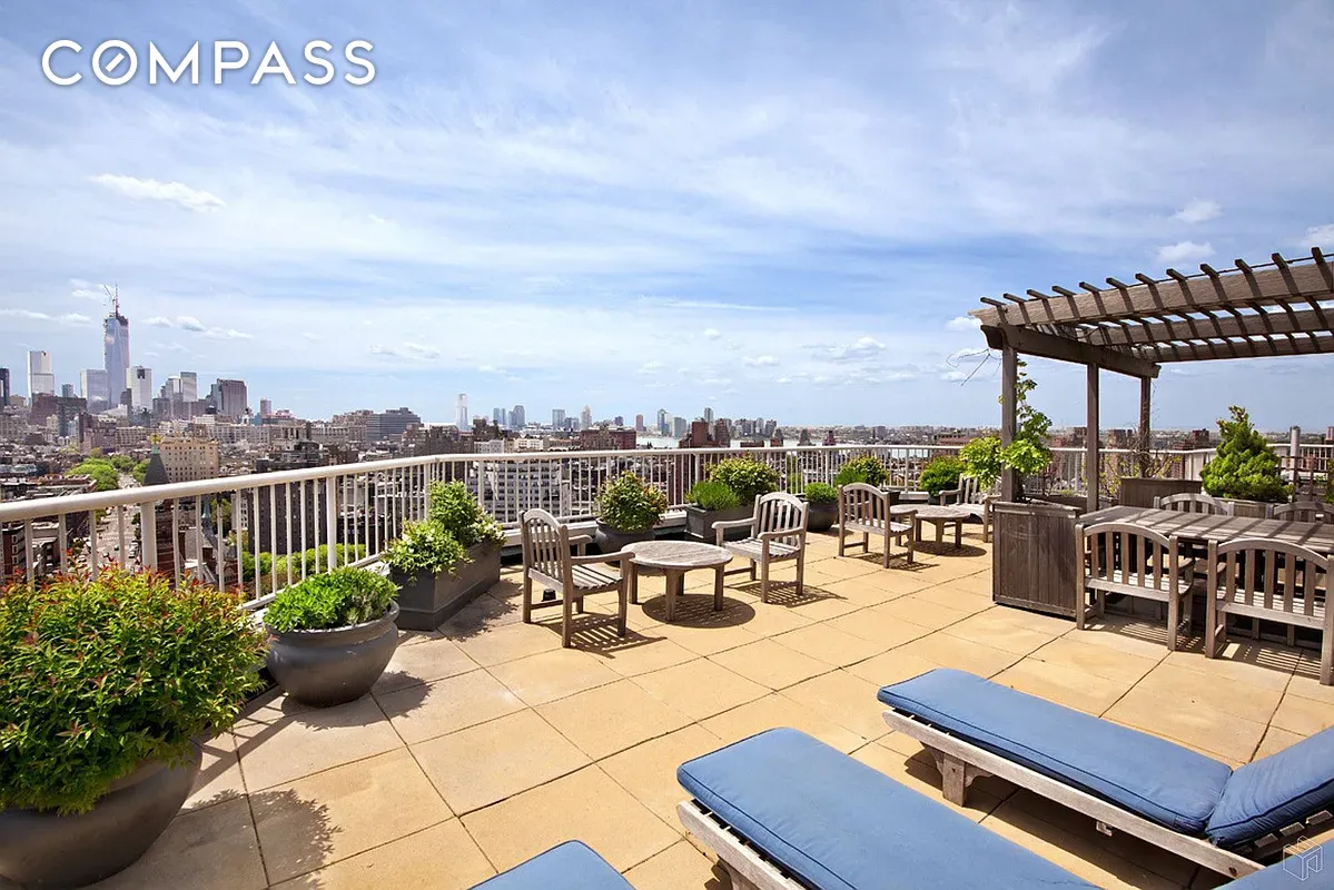 #10 photo, 101 W 12th Street, West Village , NY 10011