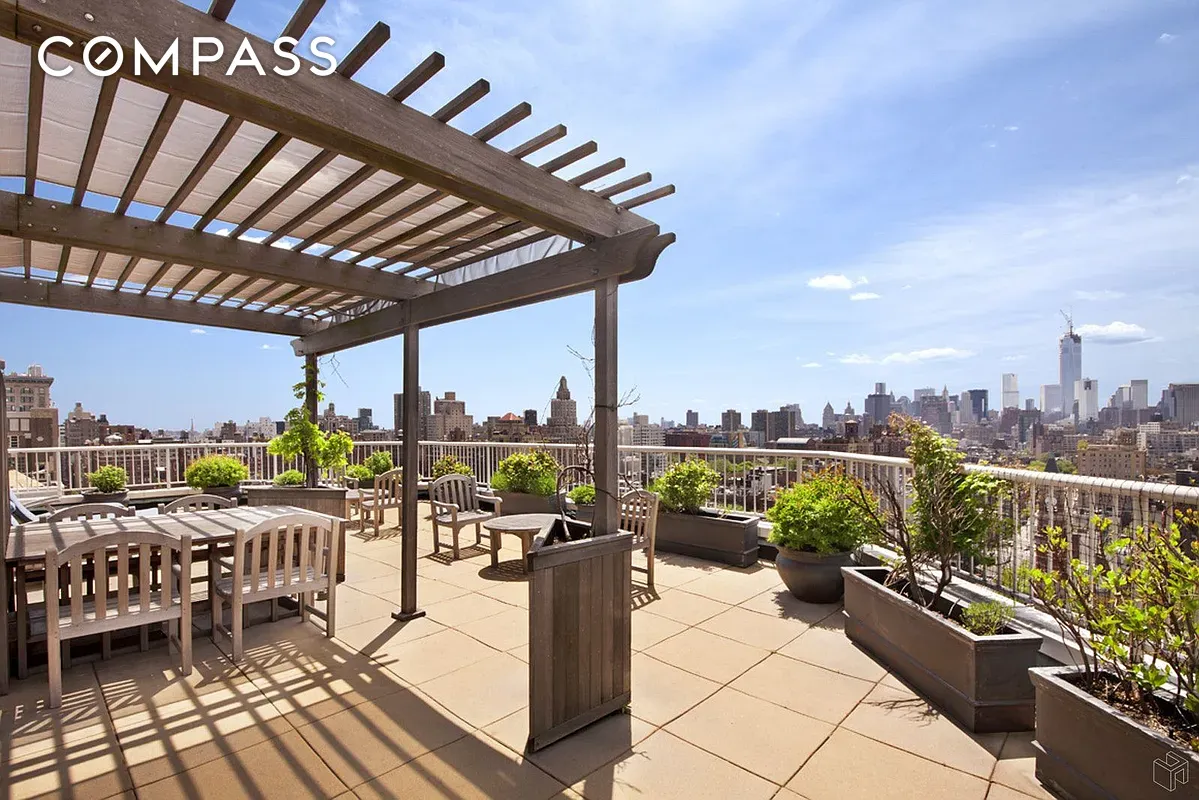 #9 photo, 101 W 12th Street, West Village , NY 10011