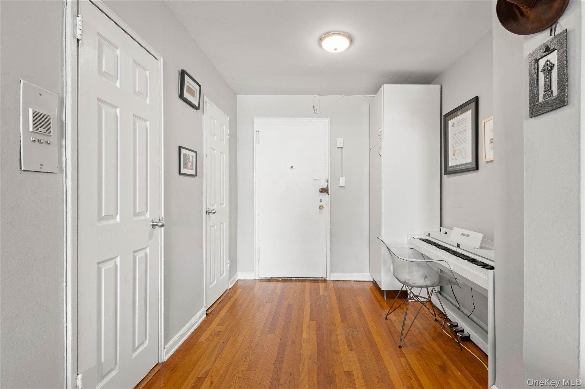 #4 photo, 4601 39th Avenue, Sunnyside , NY 11104