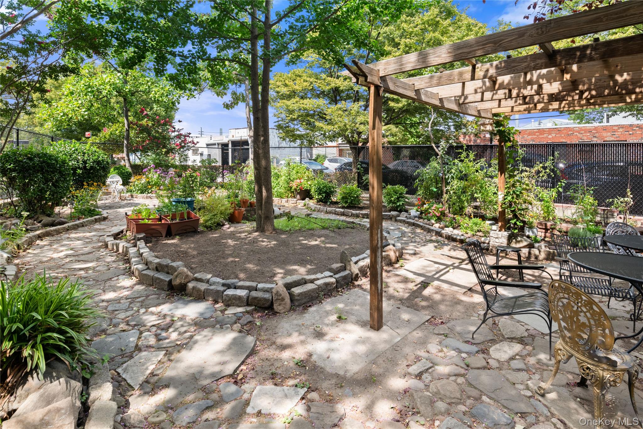 #8 photo, 4601 39th Avenue, Sunnyside , NY 11104