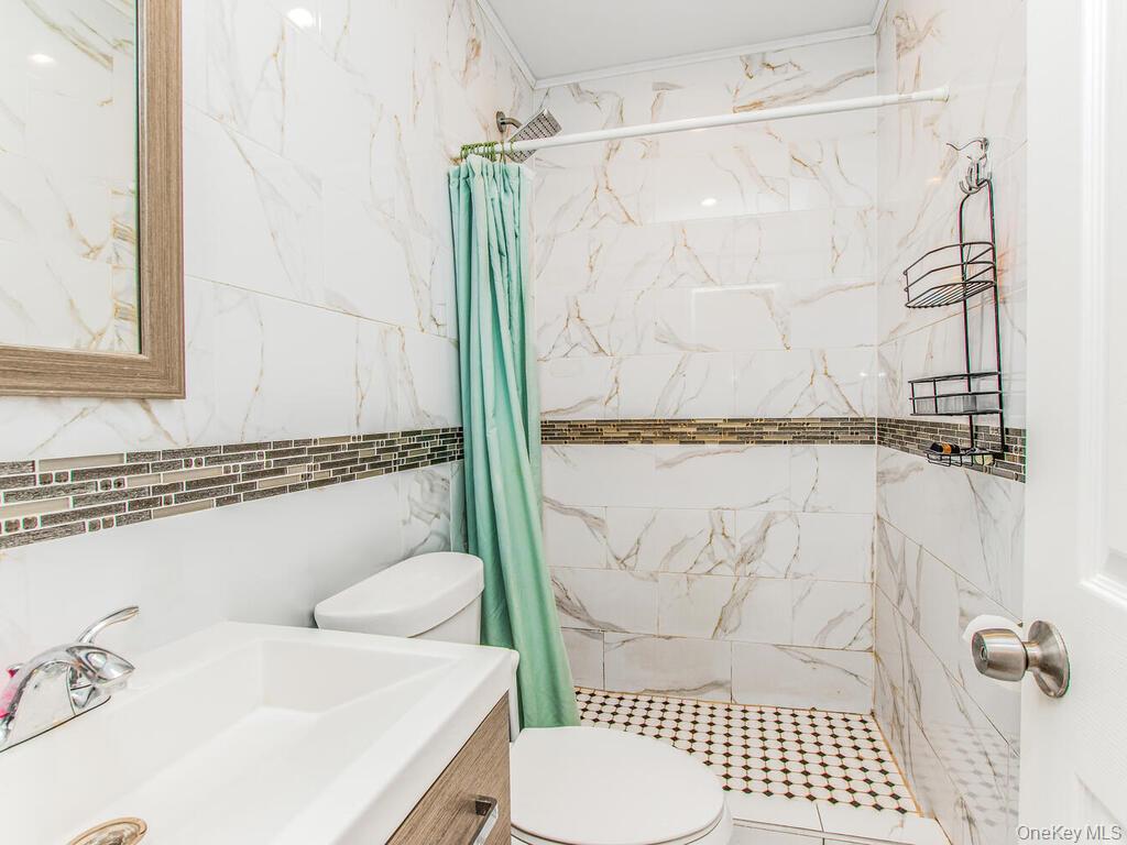 #10 photo, 1283 E 223rd Street, Bronx , NY 10466