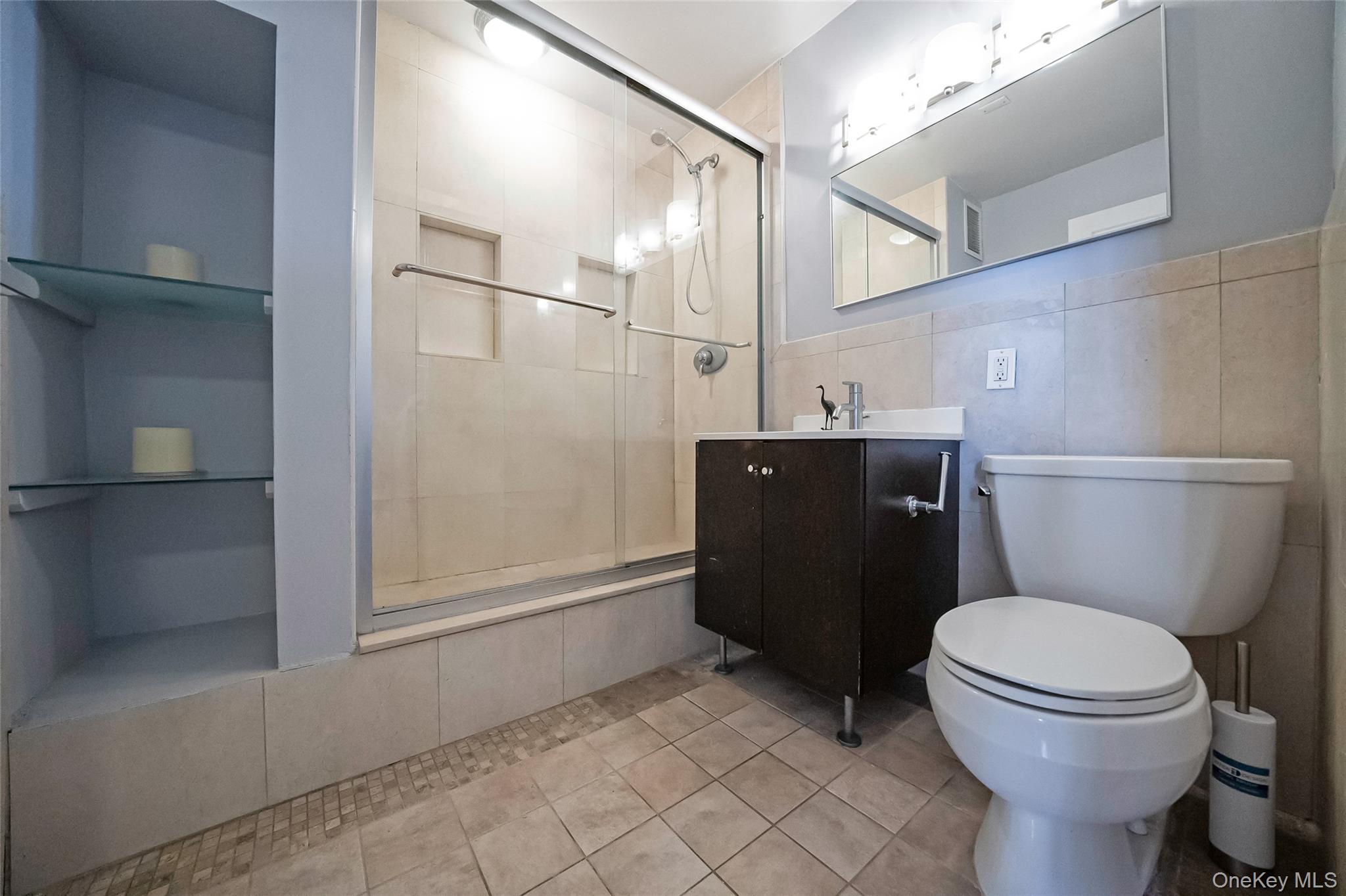 #10 photo, 3731 73rd Street, Jackson Heights , NY 11372