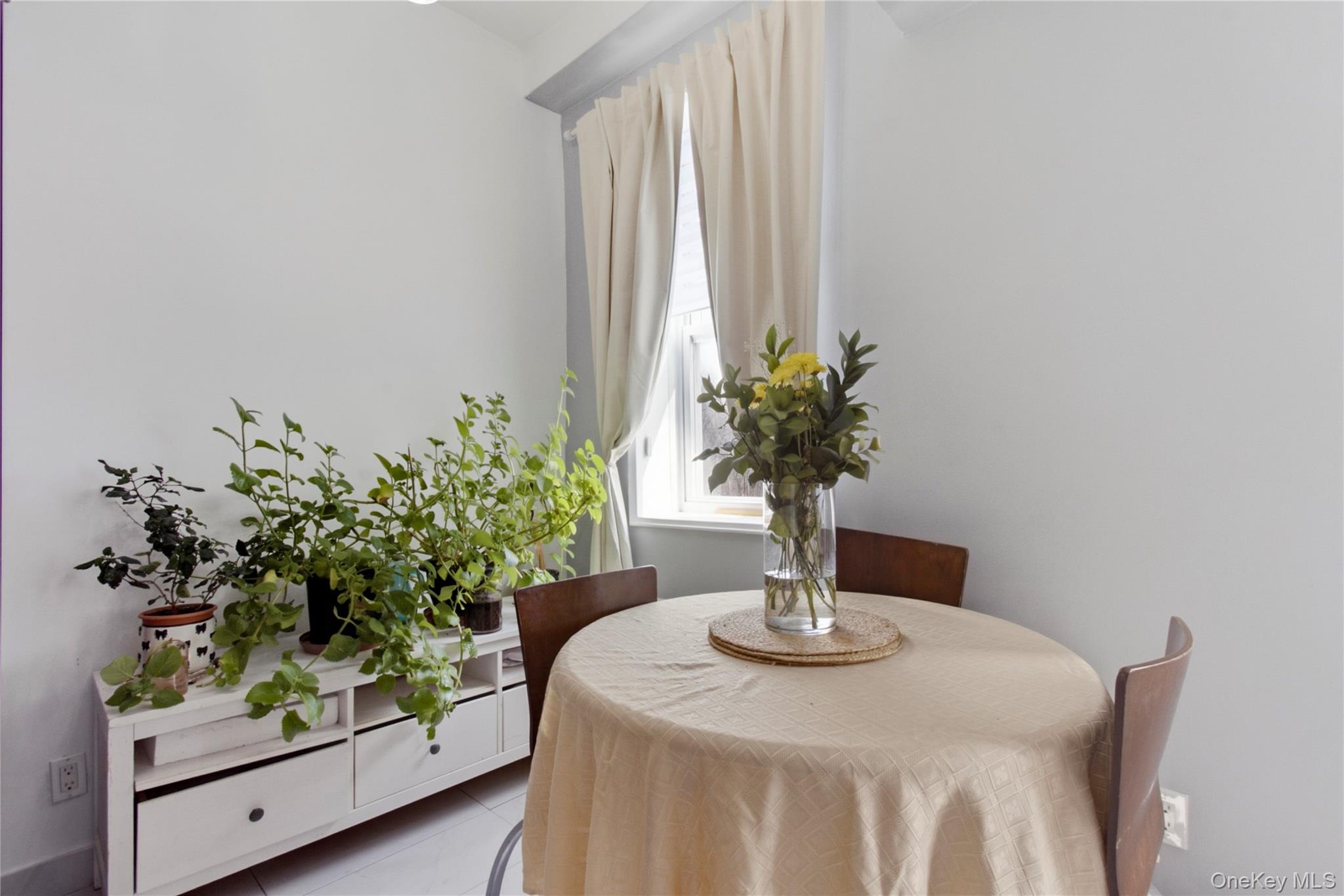 #10 photo, 245 Rumsey Road, Yonkers , NY 10701