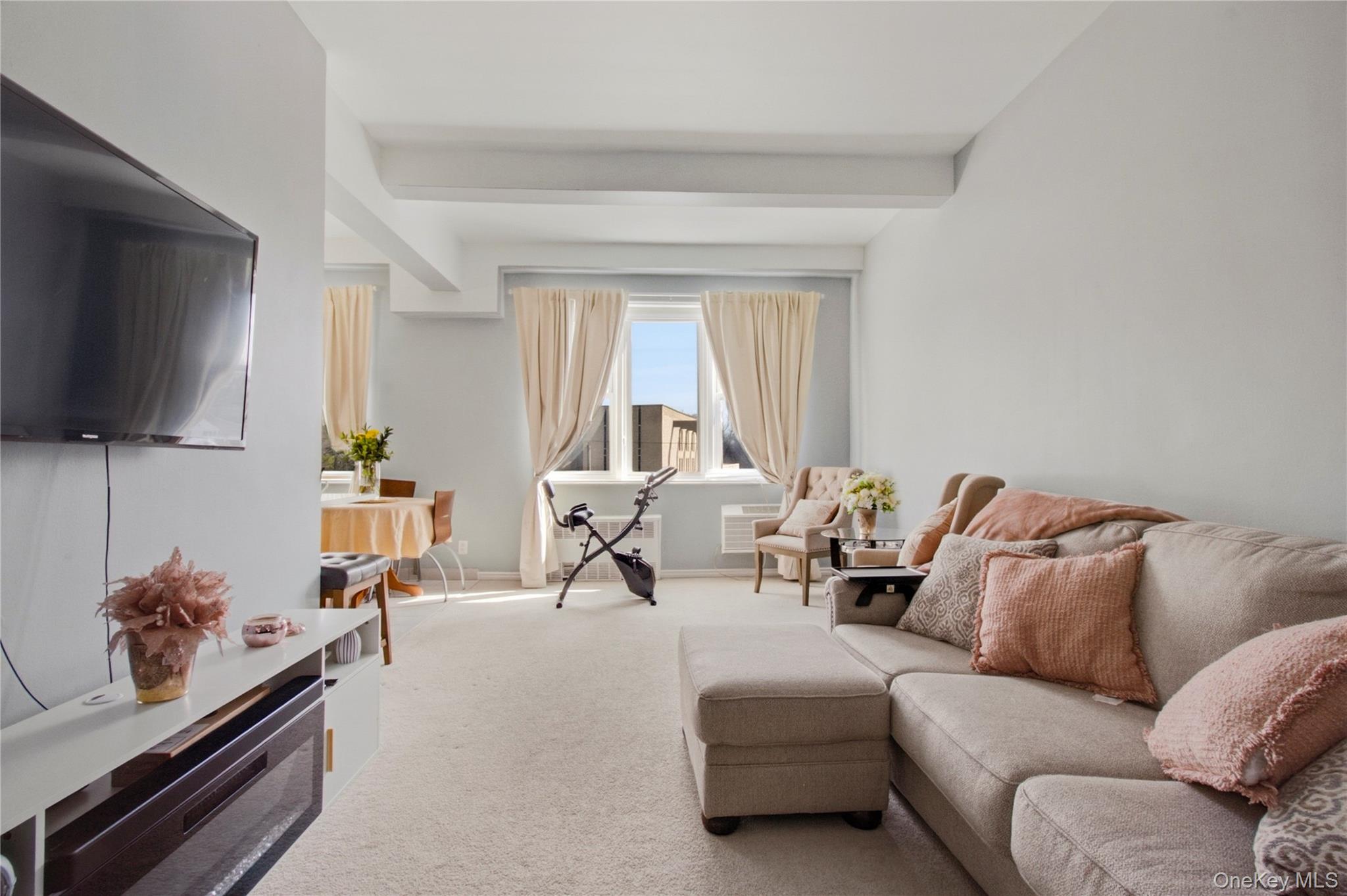 #4 photo, 245 Rumsey Road, Yonkers , NY 10701