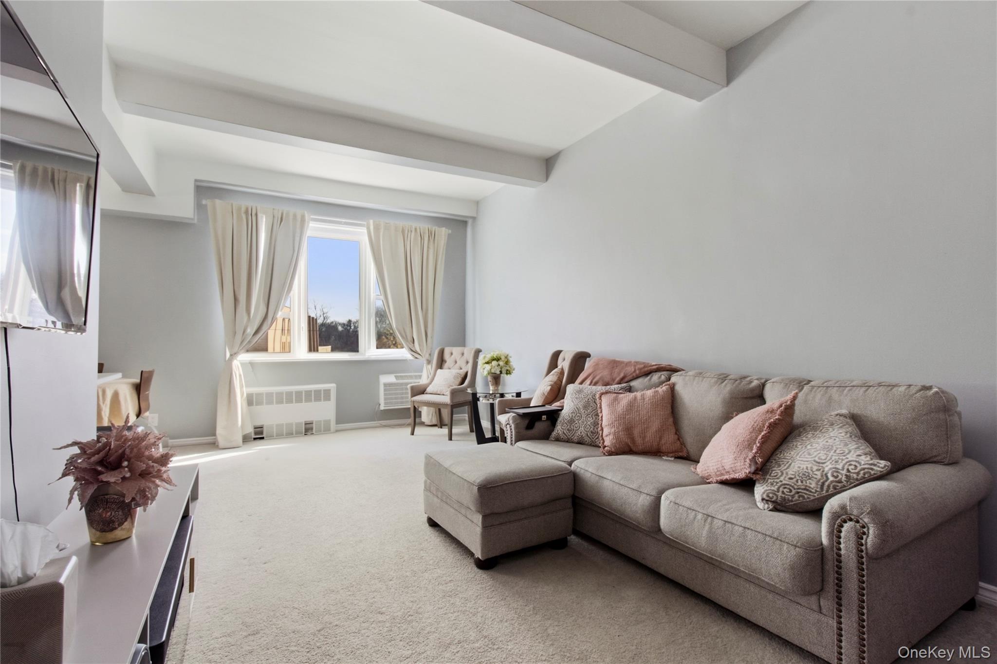 #5 photo, 245 Rumsey Road, Yonkers , NY 10701