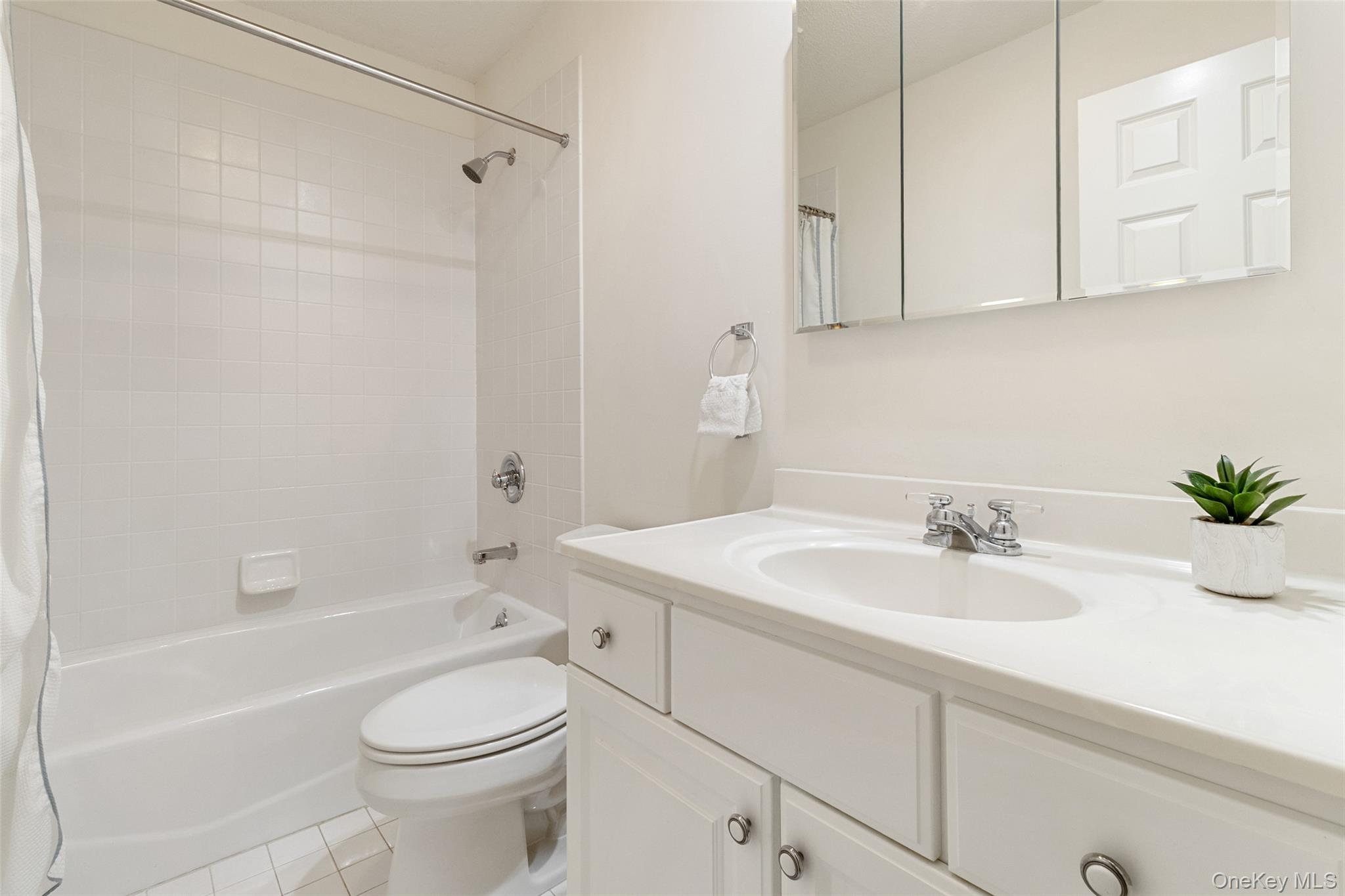 #6 photo, 415 Heritage Hills Drive, Somers , NY 10589