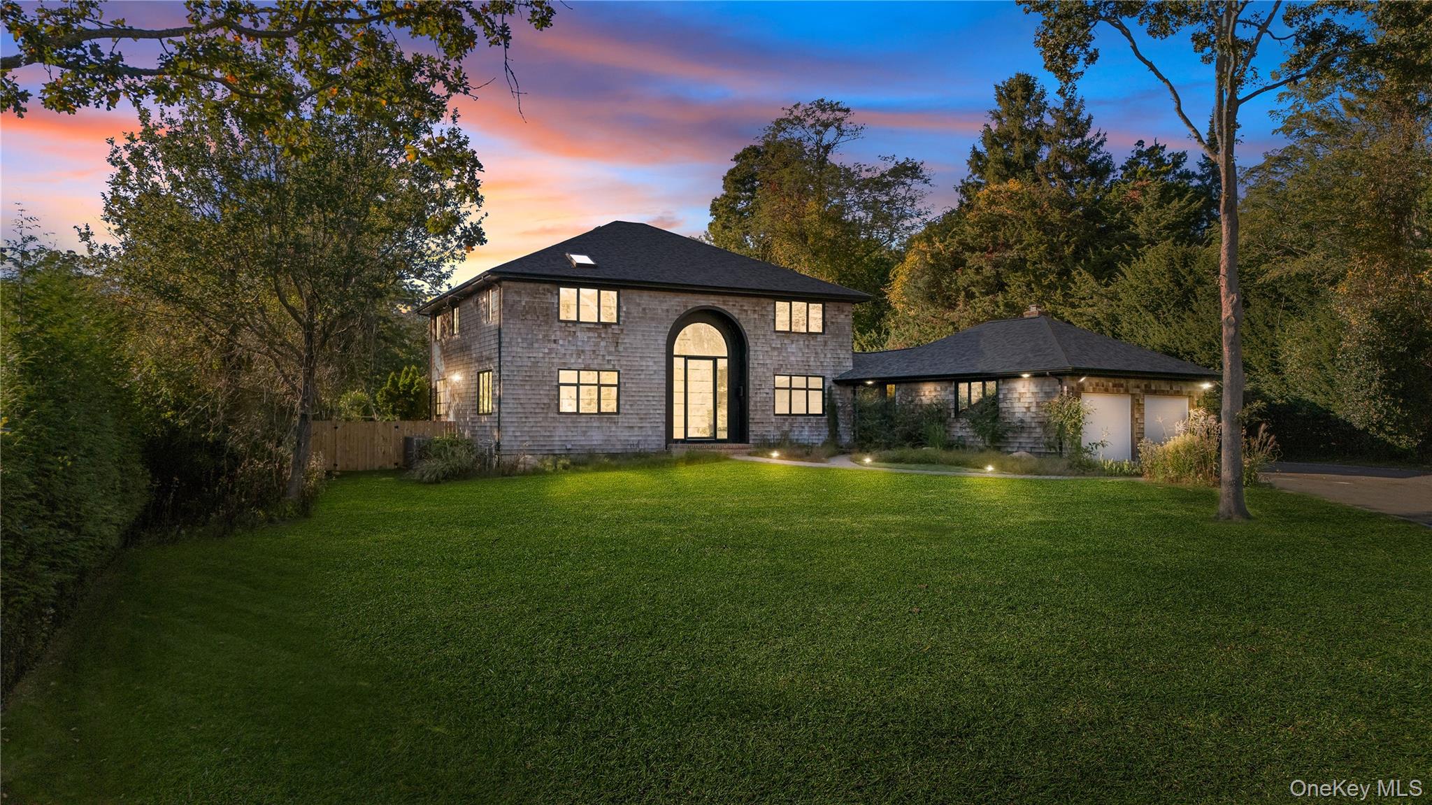 #1 photo, 15 Atterbury Road, Southampton , NY 11968