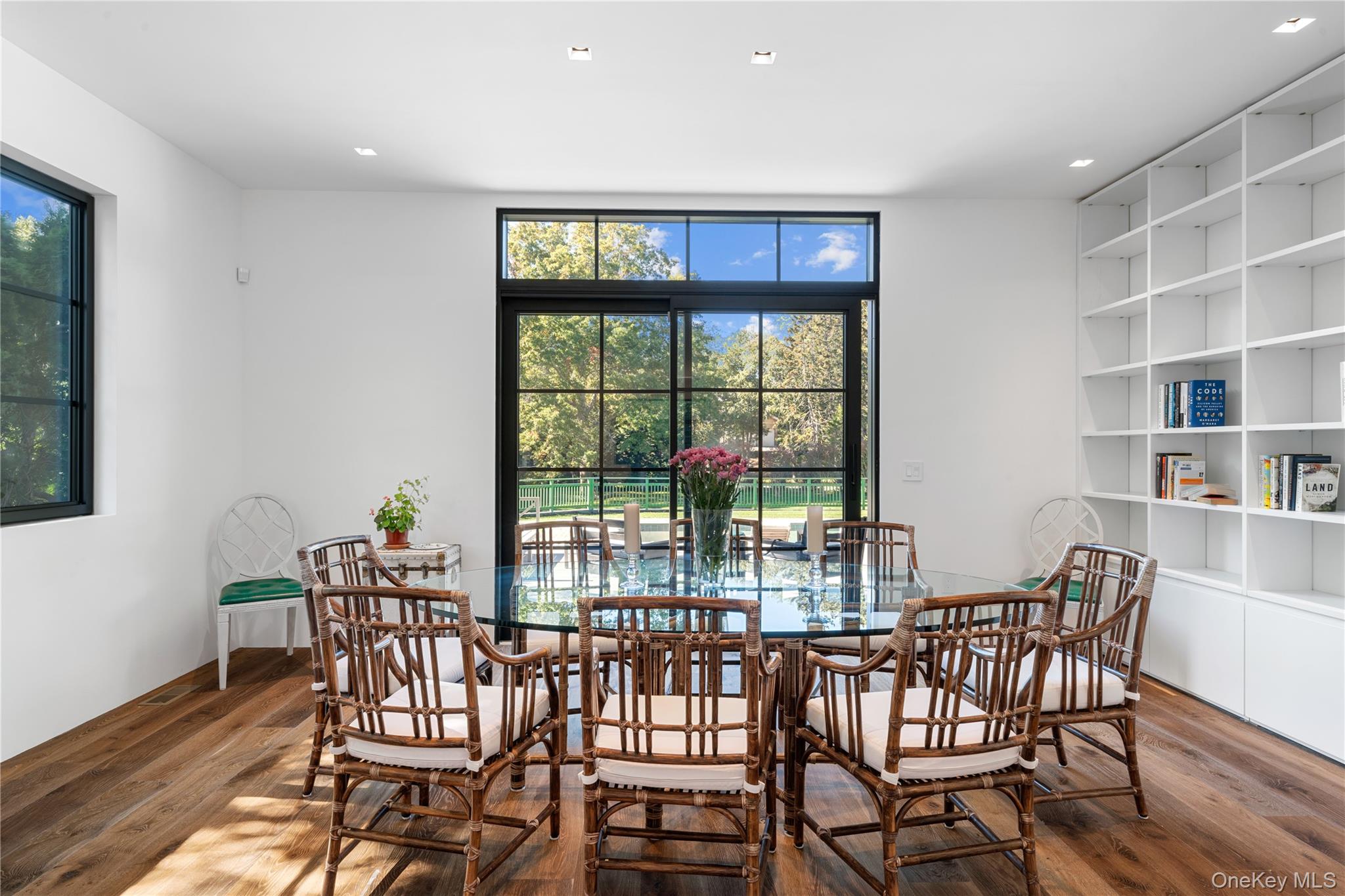 #12 photo, 15 Atterbury Road, Southampton , NY 11968