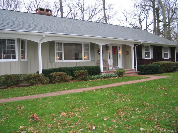 #4 photo, 9 Cliff Road, Port Jefferson , NY 11777