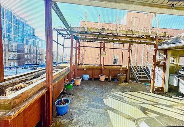 #4 photo, 43-06 34 Avenue, Astoria , NY 11101