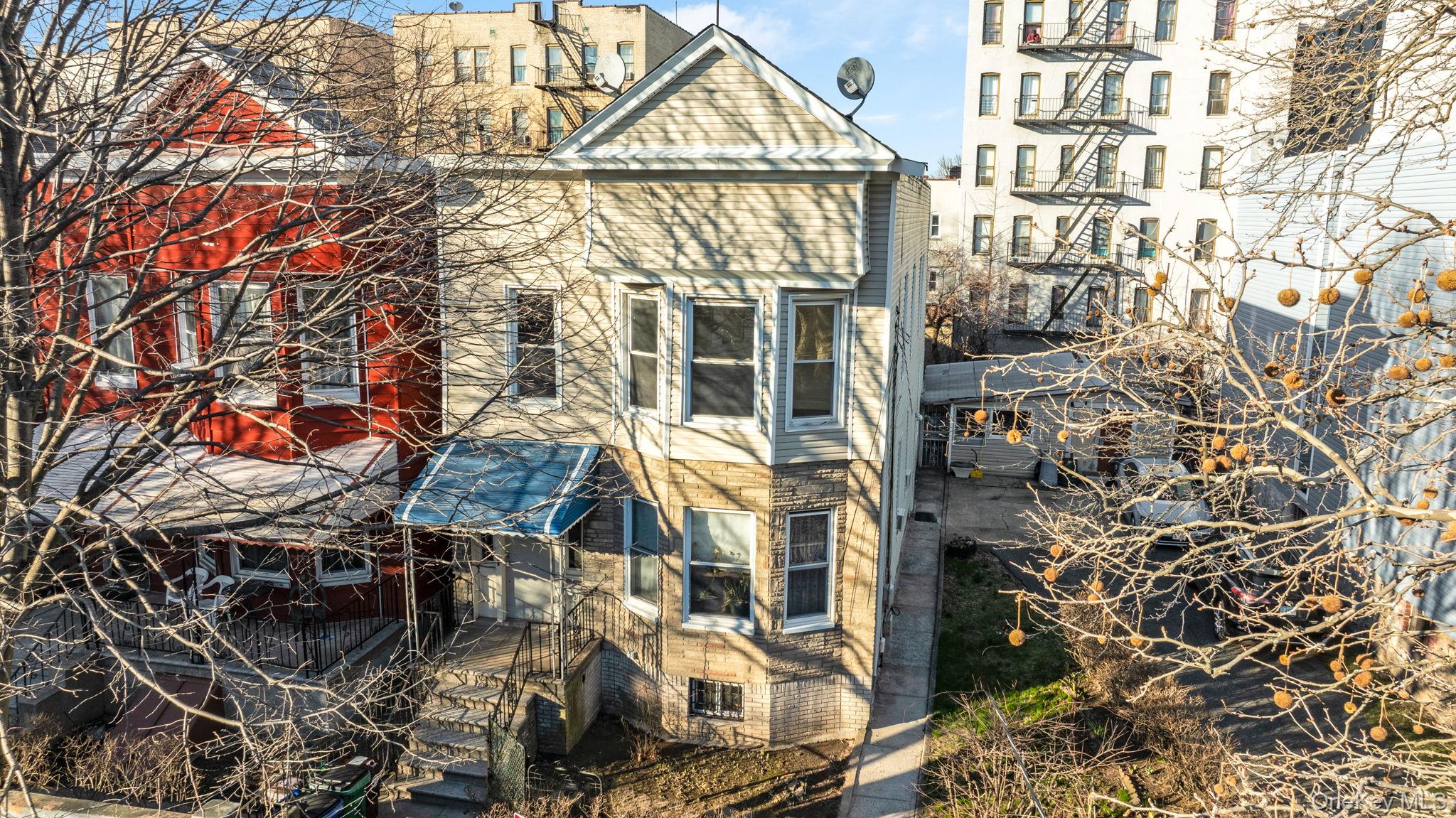 #10 photo, 675 E 223rd Street, Bronx , NY 10466