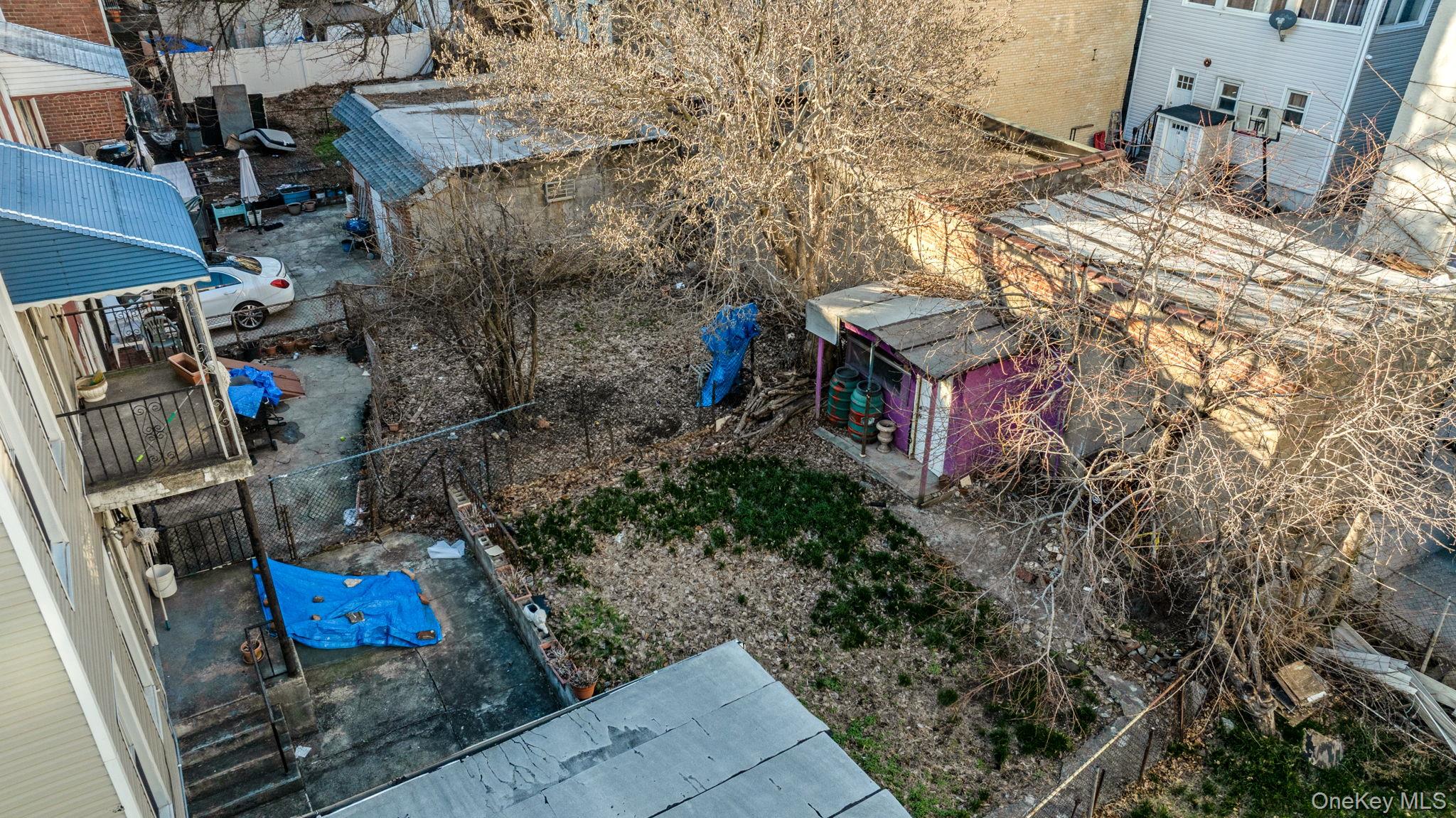 #15 photo, 675 E 223rd Street, Bronx , NY 10466