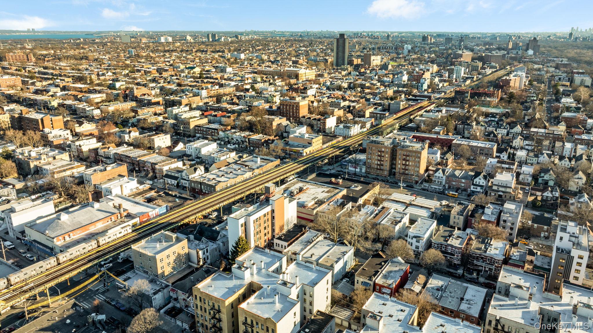 #19 photo, 675 E 223rd Street, Bronx , NY 10466