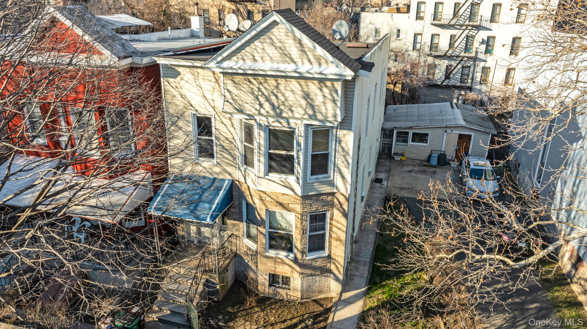 #9 photo, 675 E 223rd Street, Bronx , NY 10466