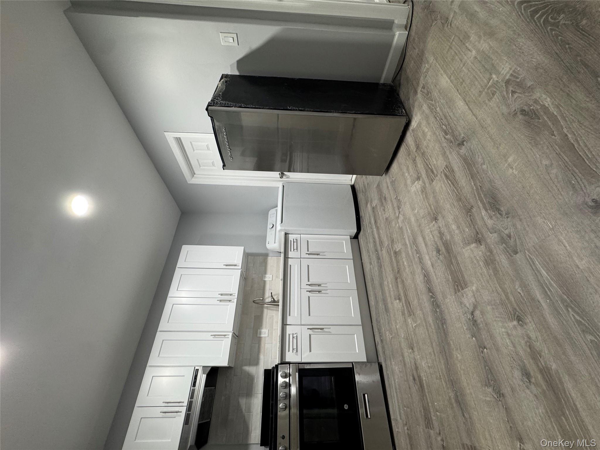 #3 photo, 771 E 216th Street, Bronx , NY 10467