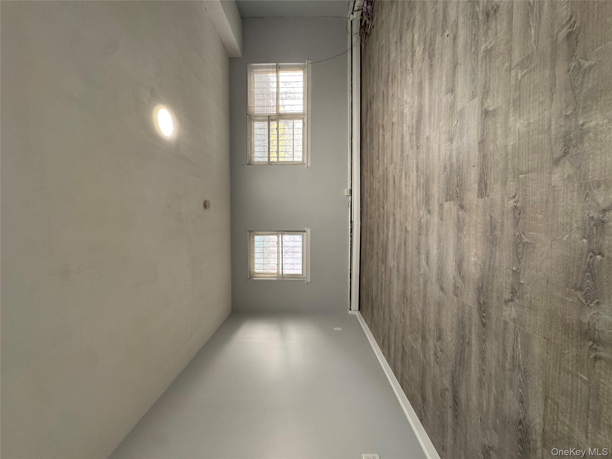 #6 photo, 771 E 216th Street, Bronx , NY 10467