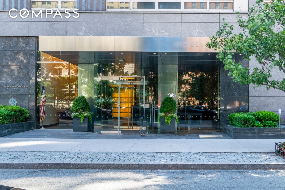 #15 photo, 30 West Street, Battery Park City , NY 10004