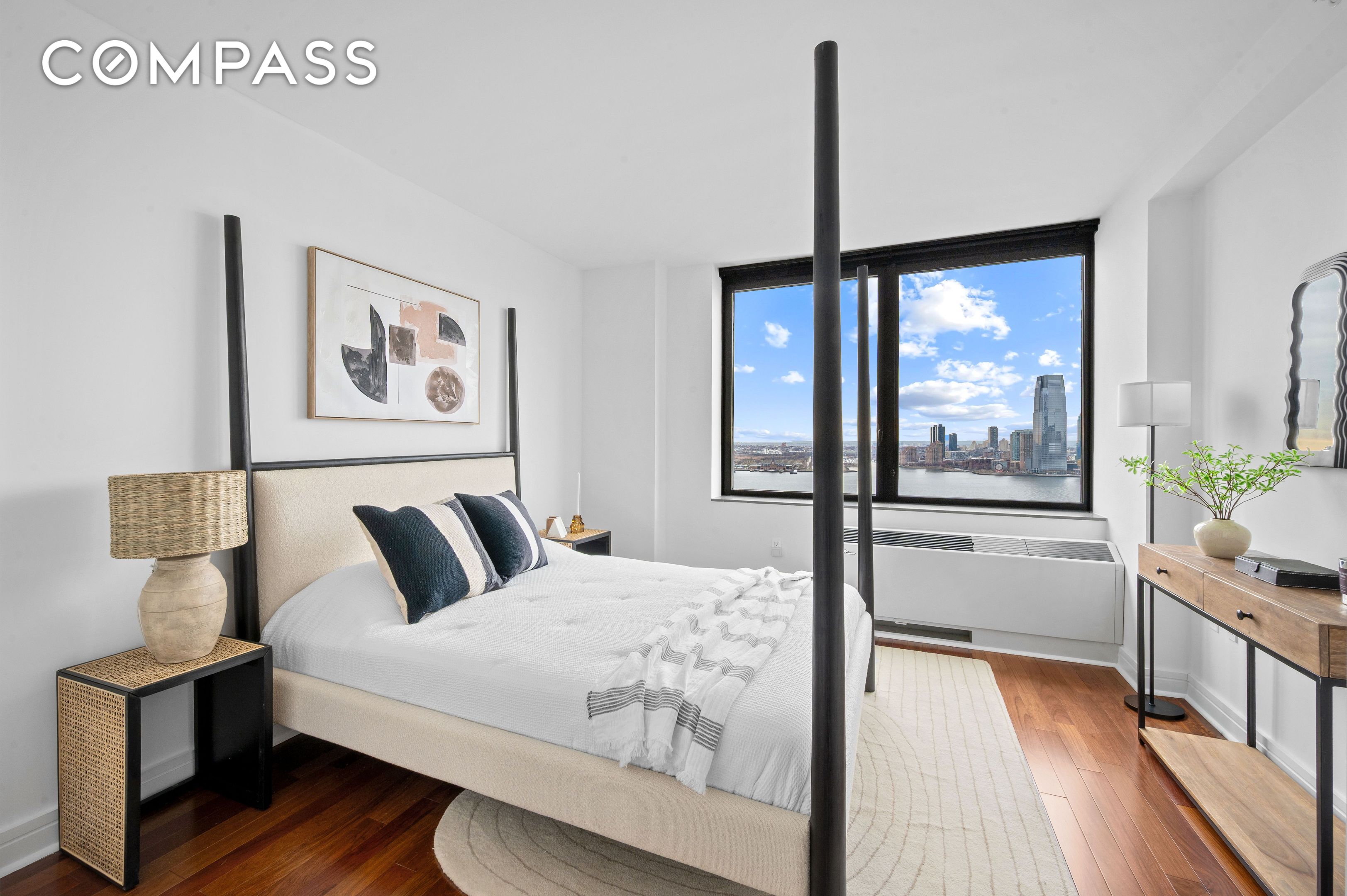 #9 photo, 30 West Street, Battery Park City , NY 10004